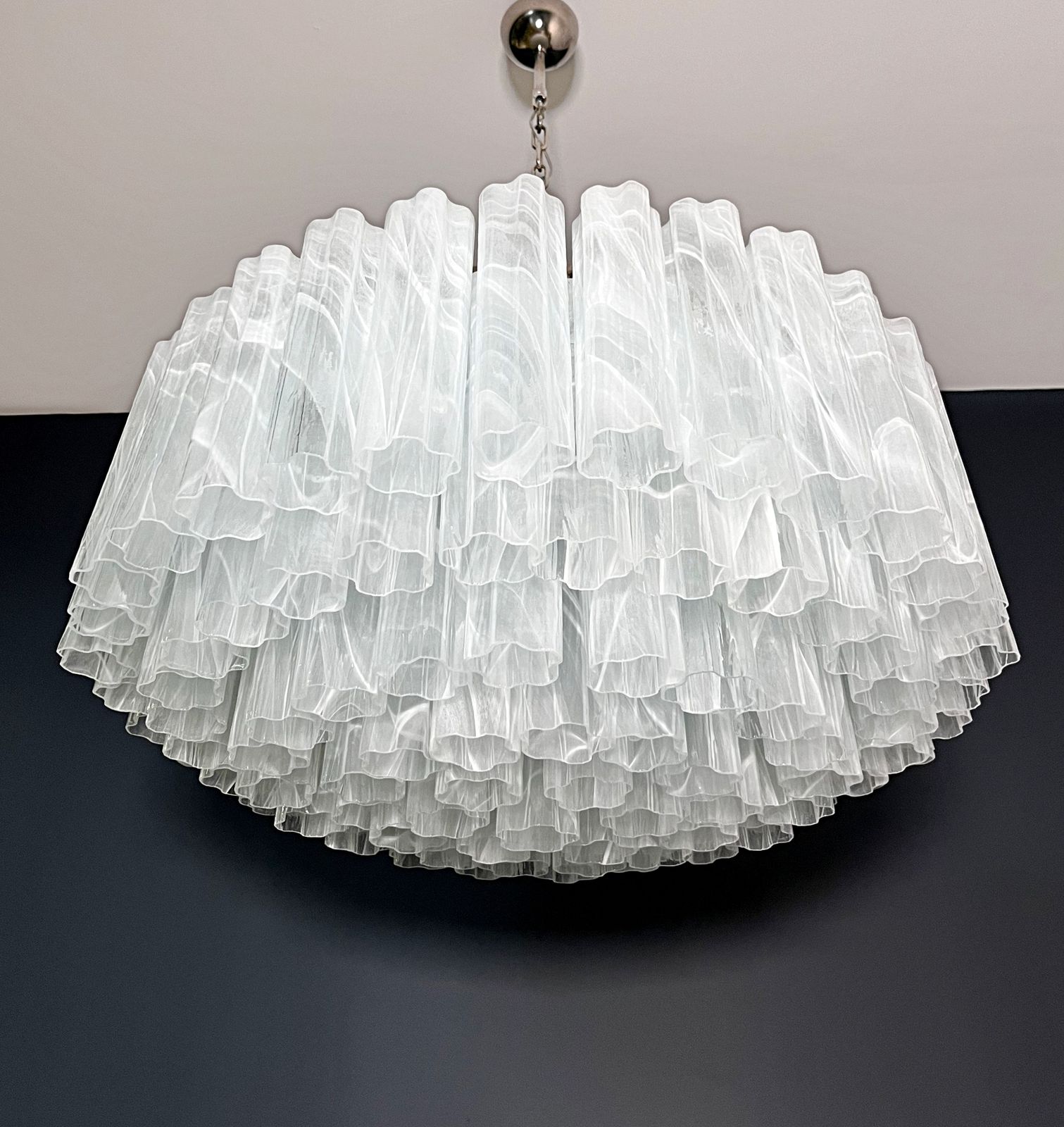 Large Murano Glass Chandelier  101 White Alabaster Glass Tube photo vinterior