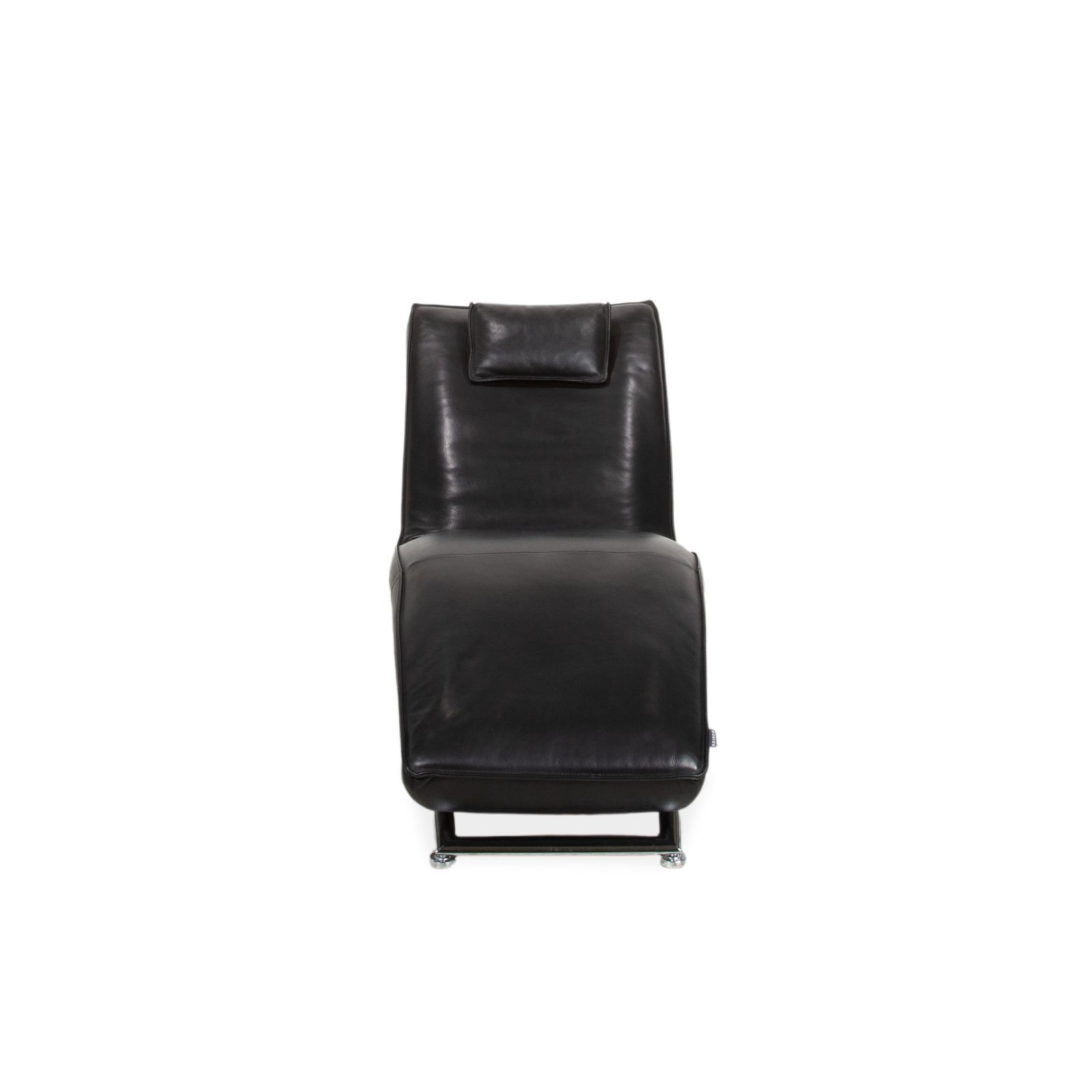 photo for sale Méridienne Koinor Jonas en cuir noir, structure chromée Jeremiah avec fonction électrique
