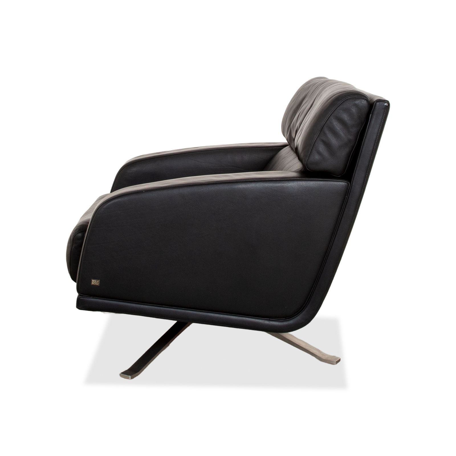 photo furniture Rolf Benz Leather Armchair Black Executive Chair Metal Swivel Base Swivel Function