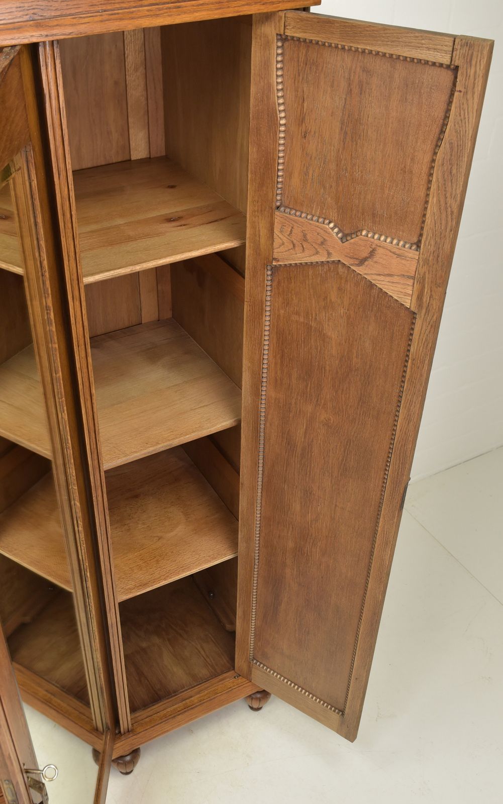 Antique! Restored Art Deco Wardrobe, Oak And Walnut, Hall Wardrobe photo buy