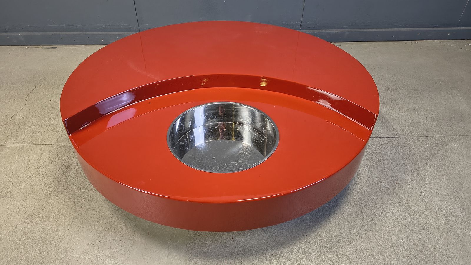 Vintage Revolving Coffee Table In Red Lacquer By Willy Rizzo, 1970s photo for sale