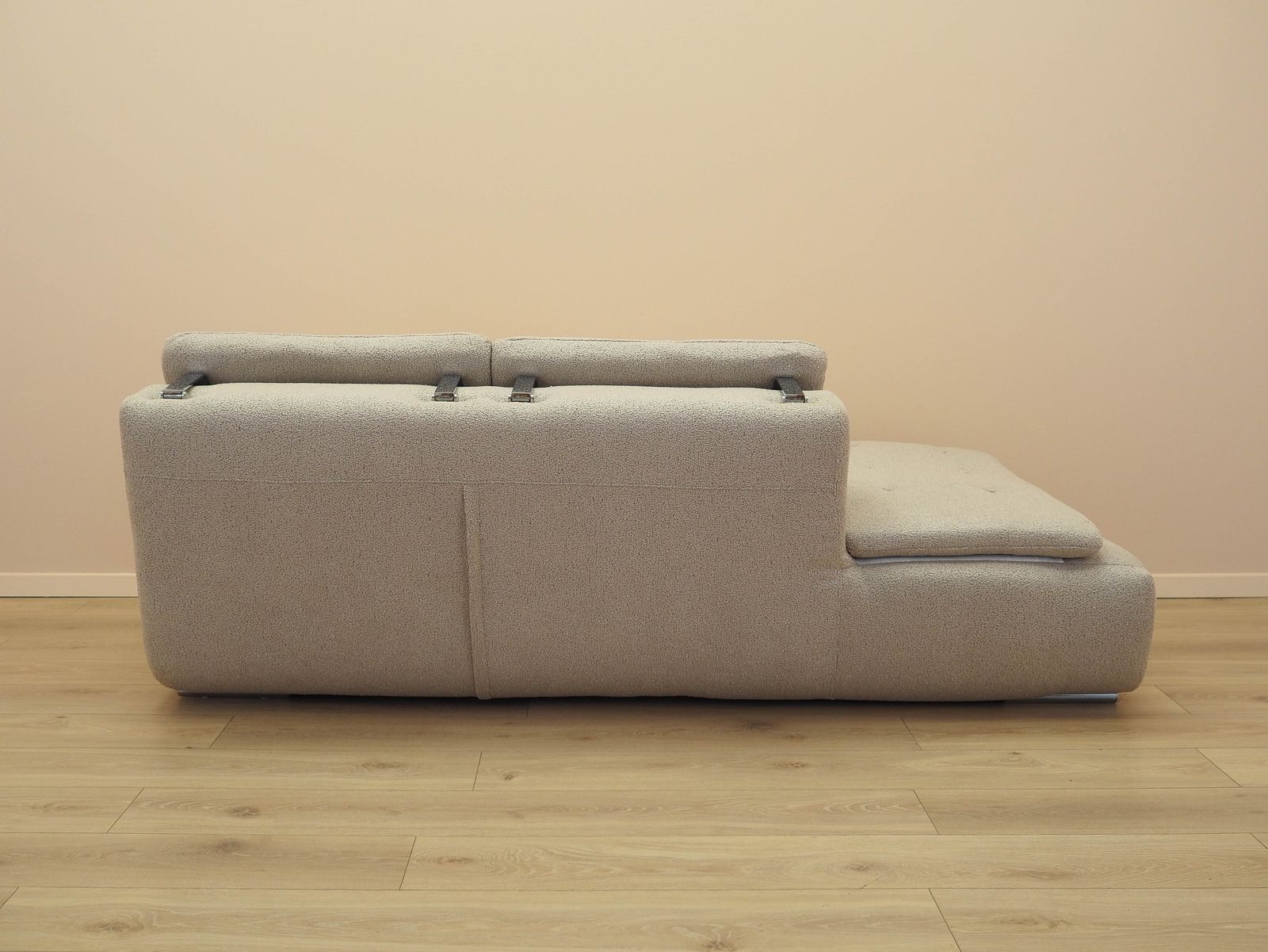 photo for sale Beige Bank, Italiaans Design, Jaren 1980, Made In Italy