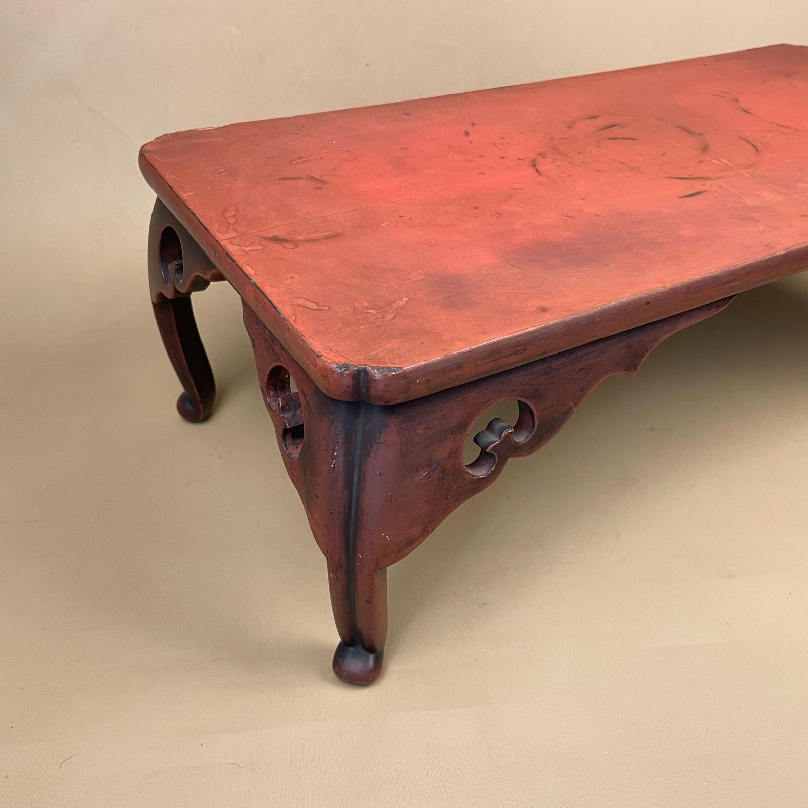 Red Wooden Oriental Low Table Carved Leg Vintage Chinese Style Altar Stand Small Display Table Accent Tea Table photo vinterior