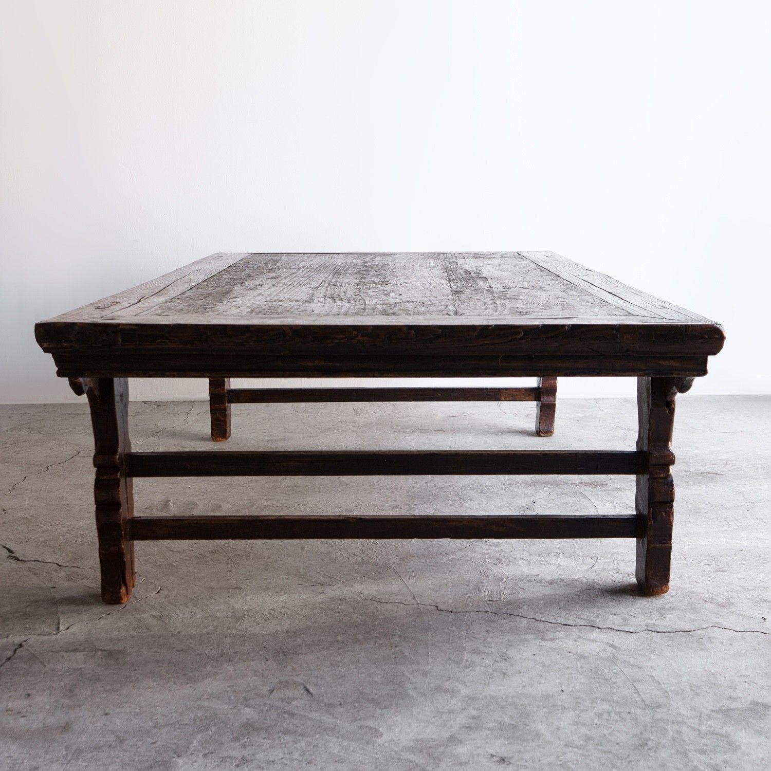 photo furniture Antique Chinese Elm Low Table / Day Bed, Large Coffee Table, 19th Century