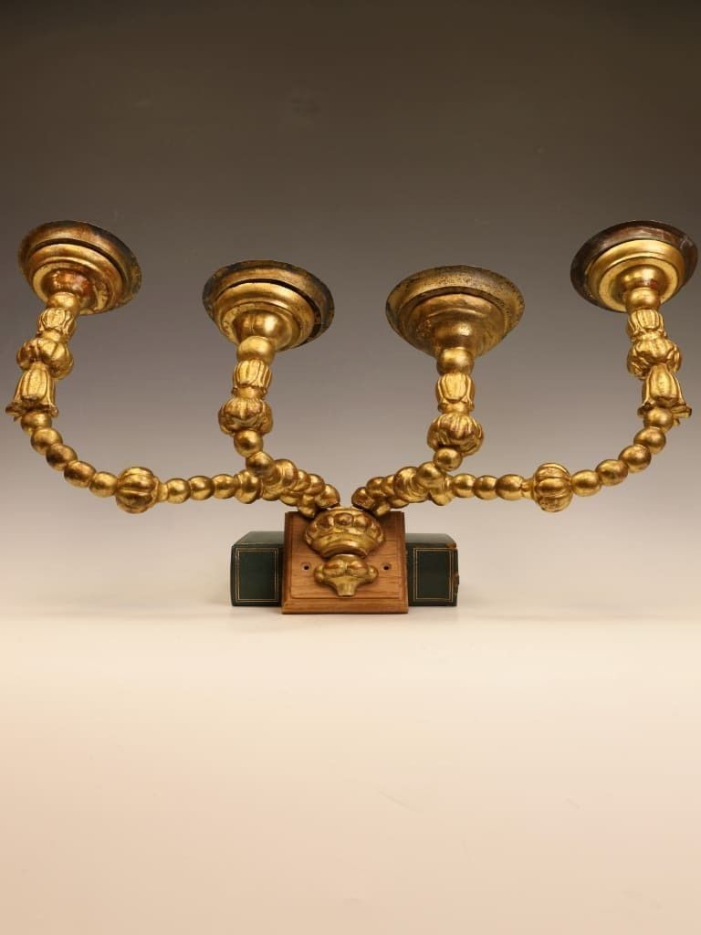 Rare And Important Pair Of Italian 18th Century Giltwood Four Arm Sconces photo vinterior