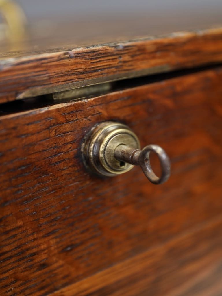 Houghton & Sons Oak Campaign Stationery & Dispatch Chest photo vinterior