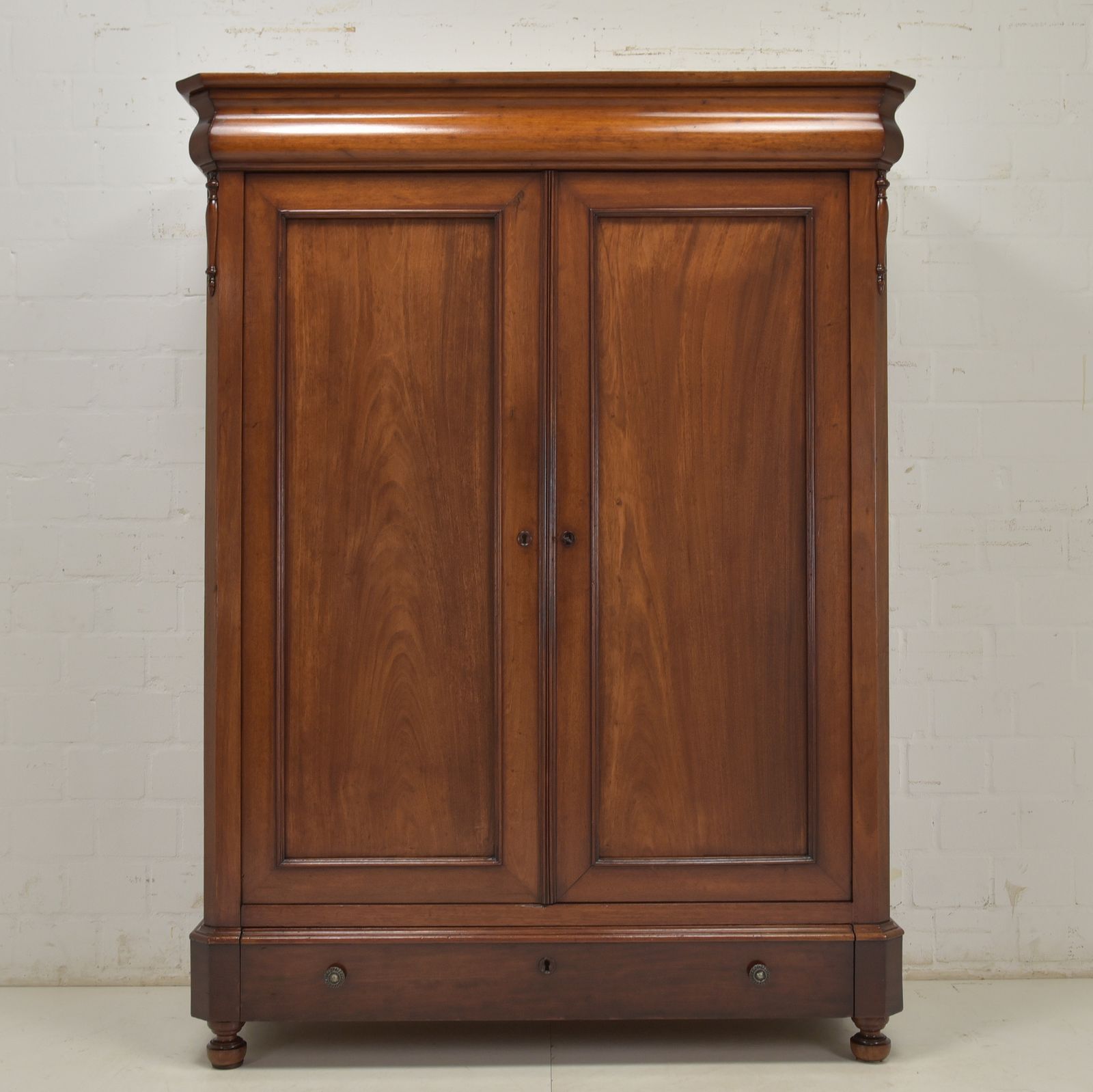 Antique! Small Wardrobe, Restored, Biedermeier, Solid Mahogany, Vertico photo furniture