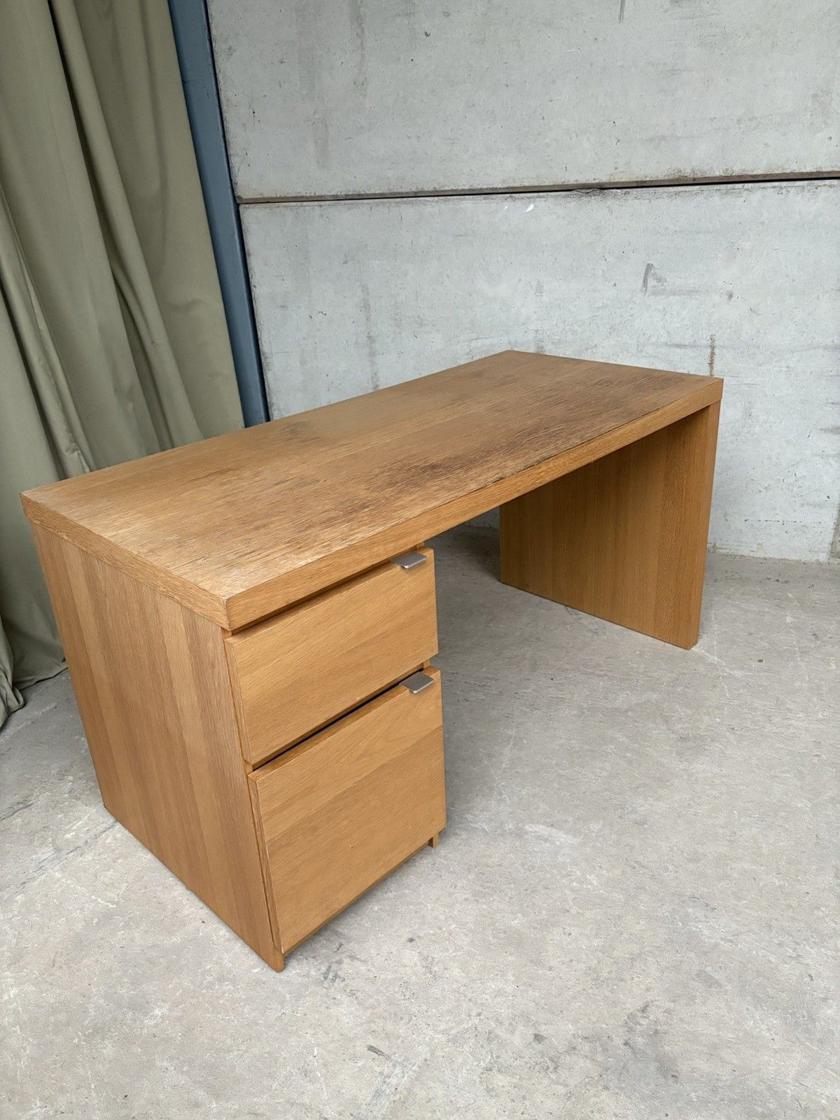 photo furniture Vtg Mid Century Style Oak Desk Dining Table Danish Scandi Retro R1151