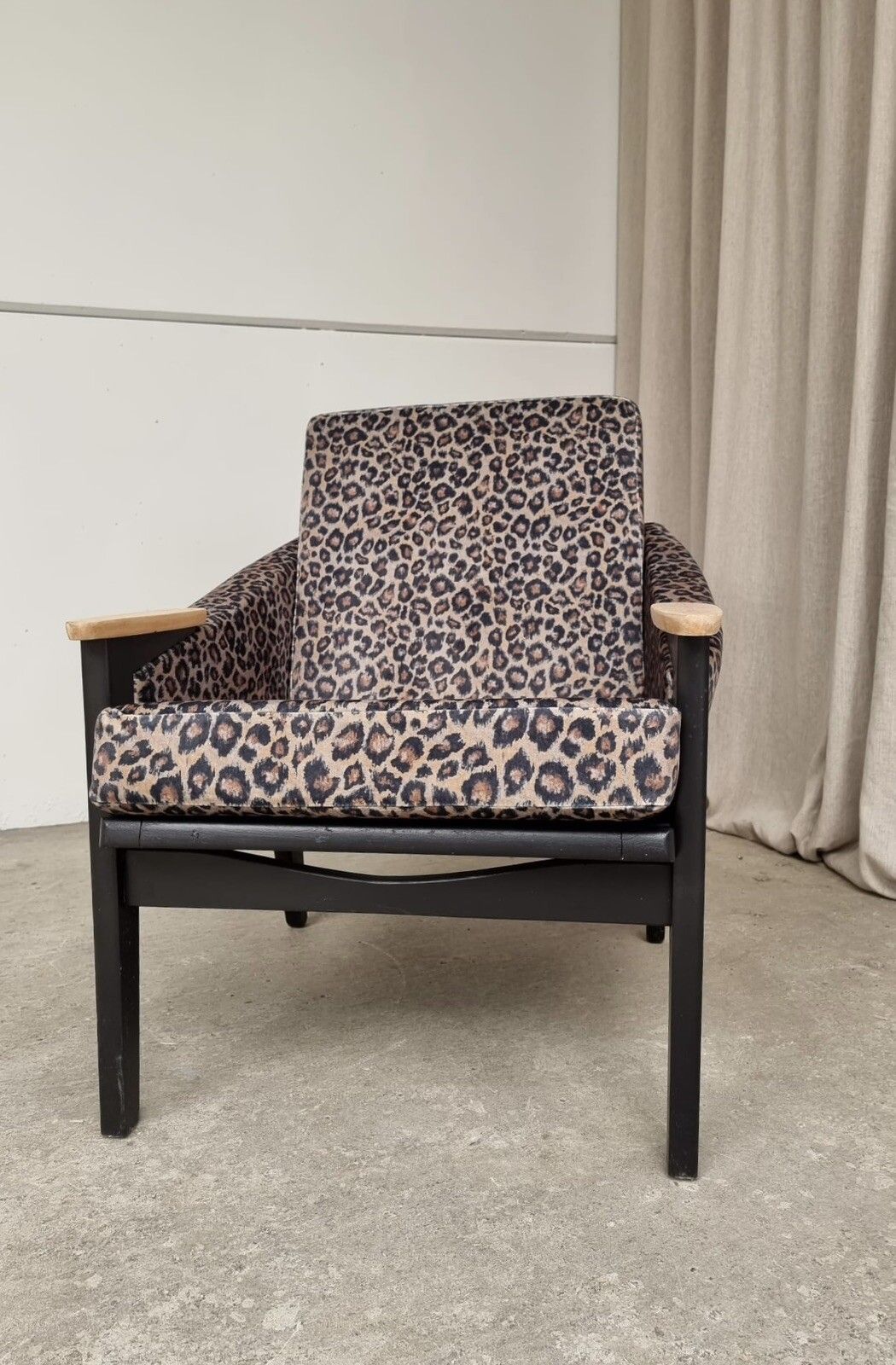 Vtg Mid Century Reupholstered Stonehill Chair Armchair Danish Italian Retro R202 photo 900.0