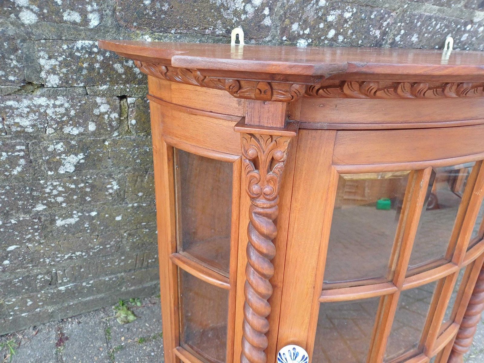 photo furniture Vintage French Style Glazed Display Cabinet Barley Twist Columns Bevelled Glass Hardwood Cupboard Carved Wood Shelving Free Hand Delivery