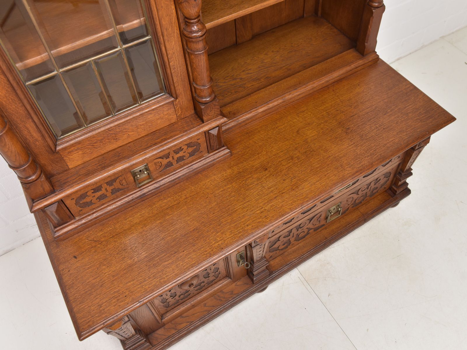 Antique! Restored Oak Bookcase, Gründerzeit Style, Display Cabinet, Bookcase photo vinterior