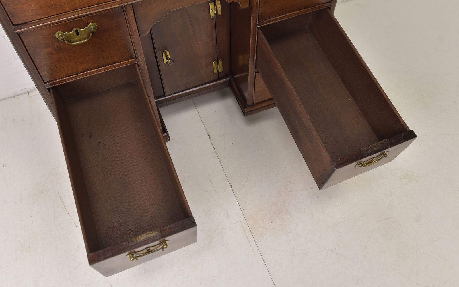 Antique! Small Desk, Restored Biedermeier Chest Of Drawers, Secretary, Sideboard photo buy