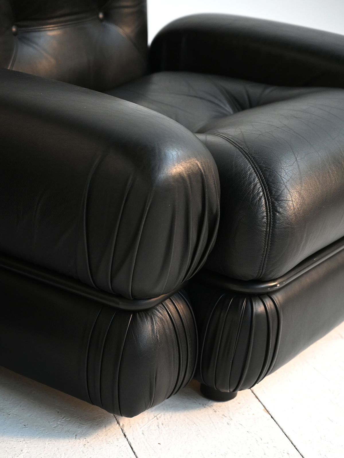 Black Leather And Tubular Steel Armchairs From The 1970s photo buy