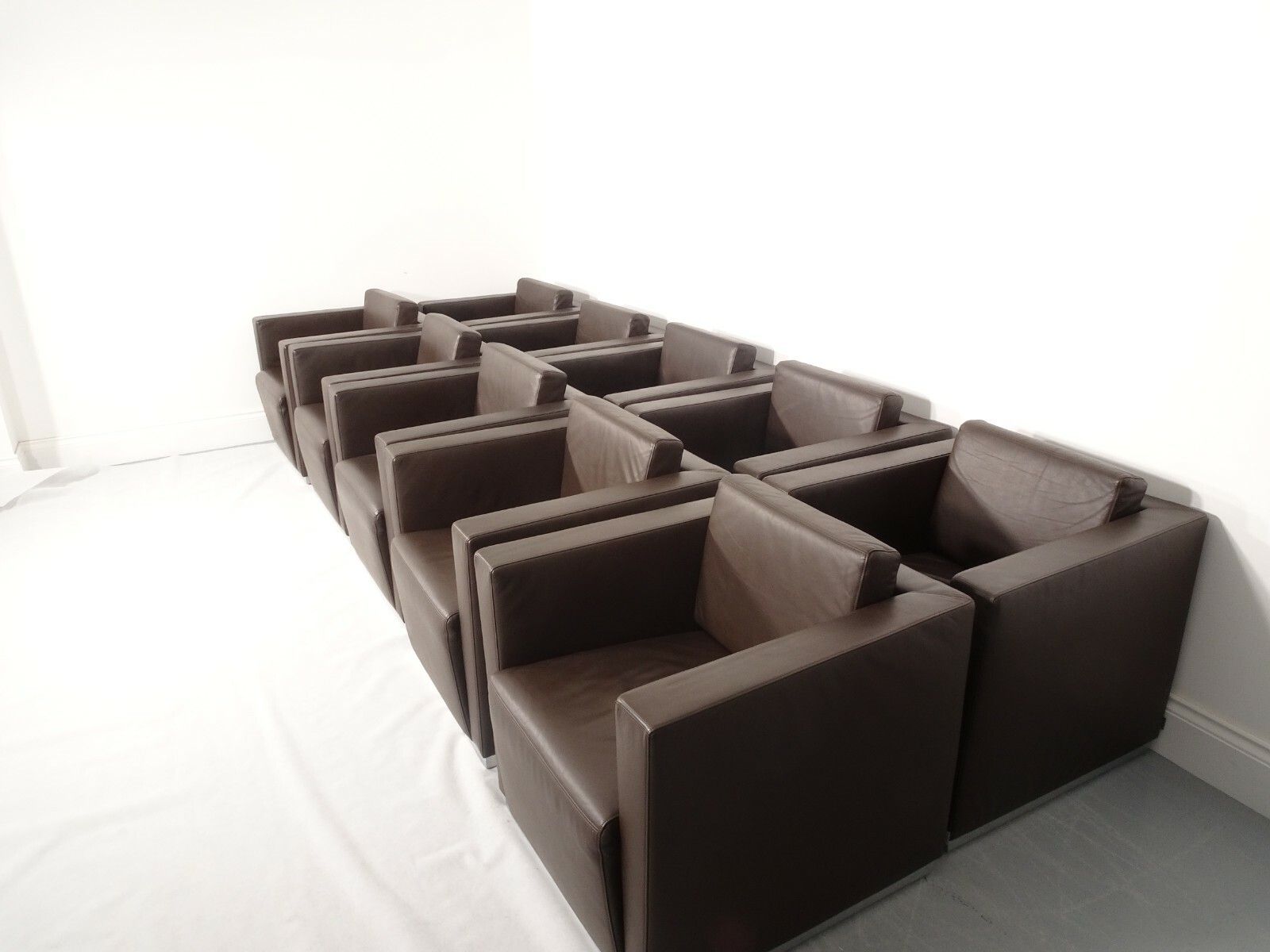 A Set Of Walter Knoll Elton Chairs  In Premium Chocolate Brown Leather photo Furniture