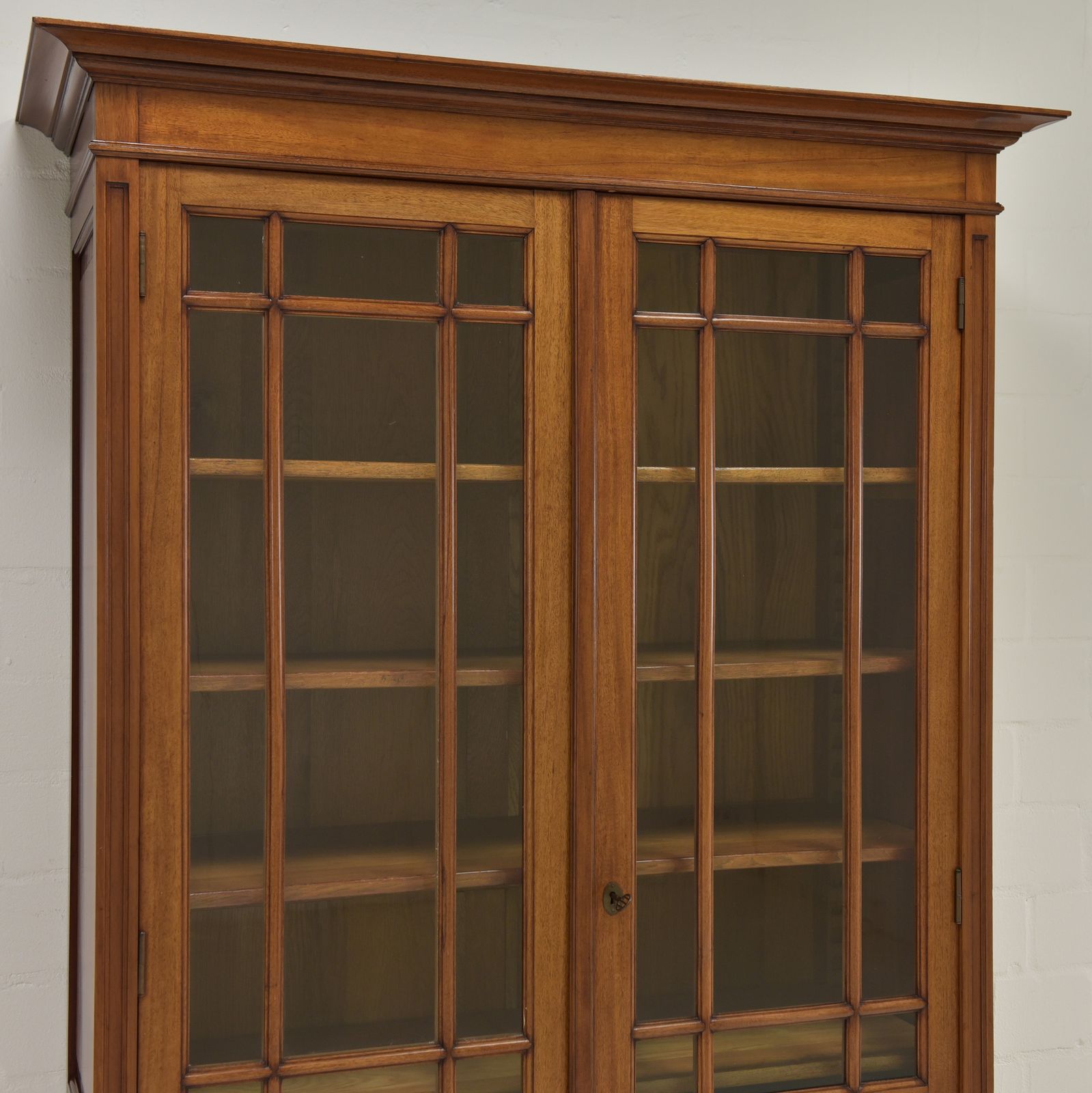 photo furniture Antique! Restored Art Nouveau/Art Deco Mahogany Bookcase/Display Cabinet