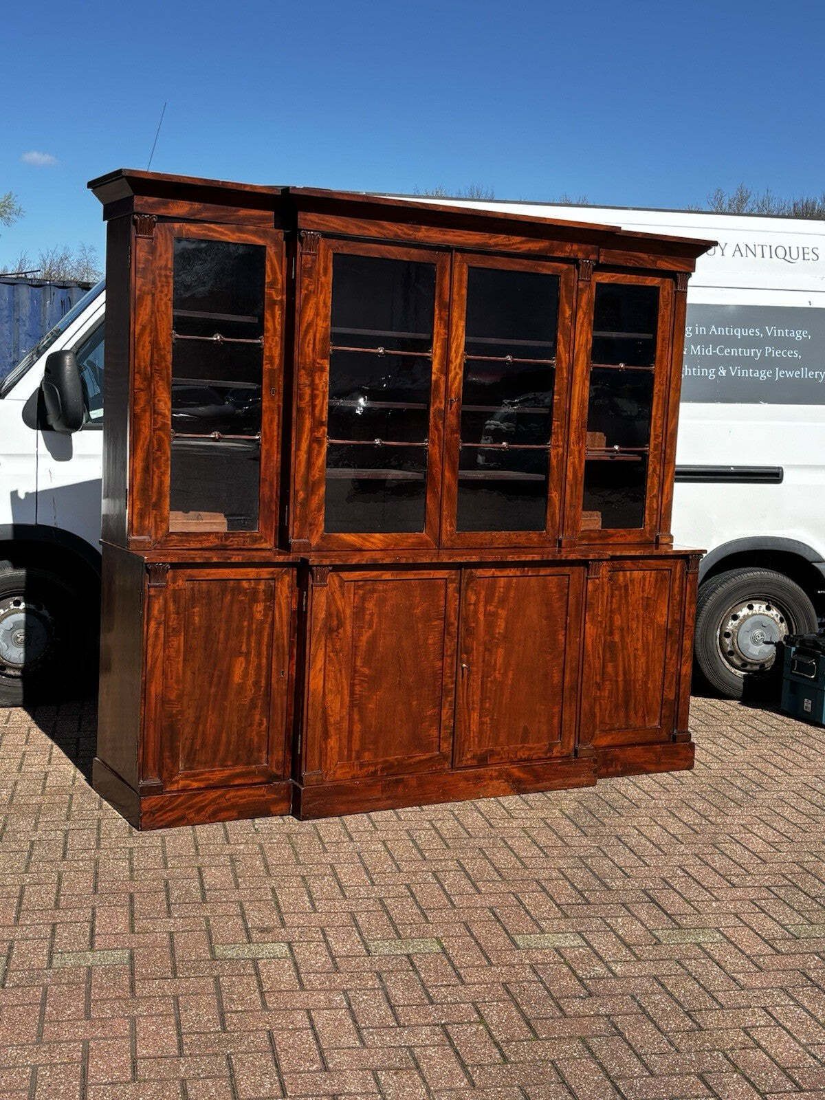 Georgian Mahogany Breakfront Library Bookcase, Adjustable Shelves. 2 Keys photo Furniture