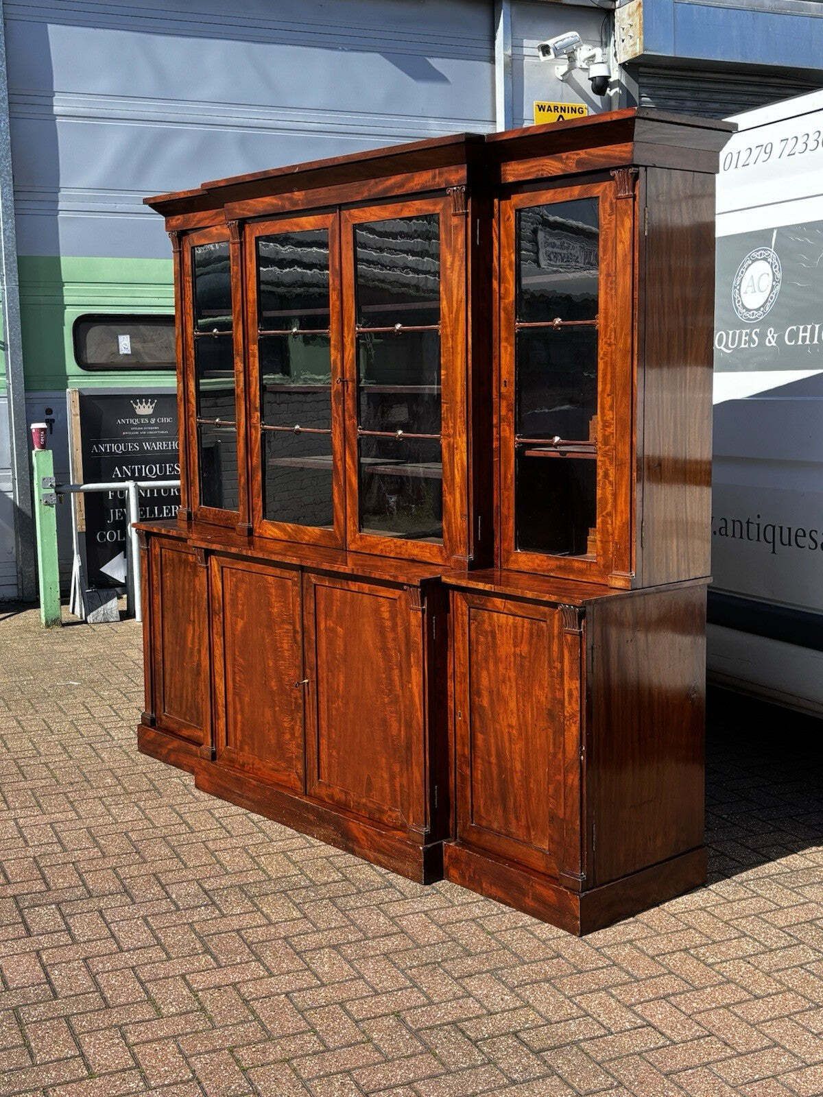 Georgian Mahogany Breakfront Library Bookcase, Adjustable Shelves. 2 Keys photo buy