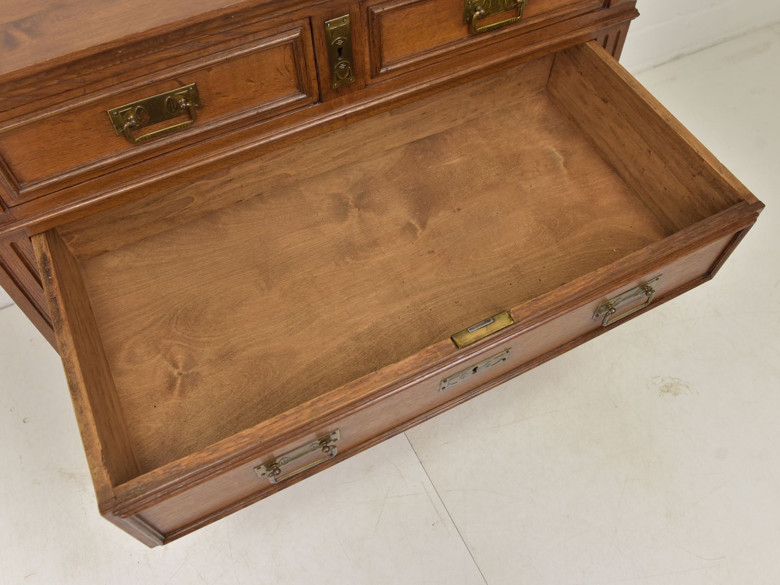 Antique! Small Restored Oak Chest Of Drawers, Gründerzeit Style. photo 772.0