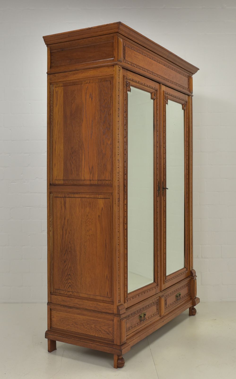 Furniture Antique! Restored Hall Wardrobe, Gründerzeit Period, Circa 1920, Solid Oak. photo
