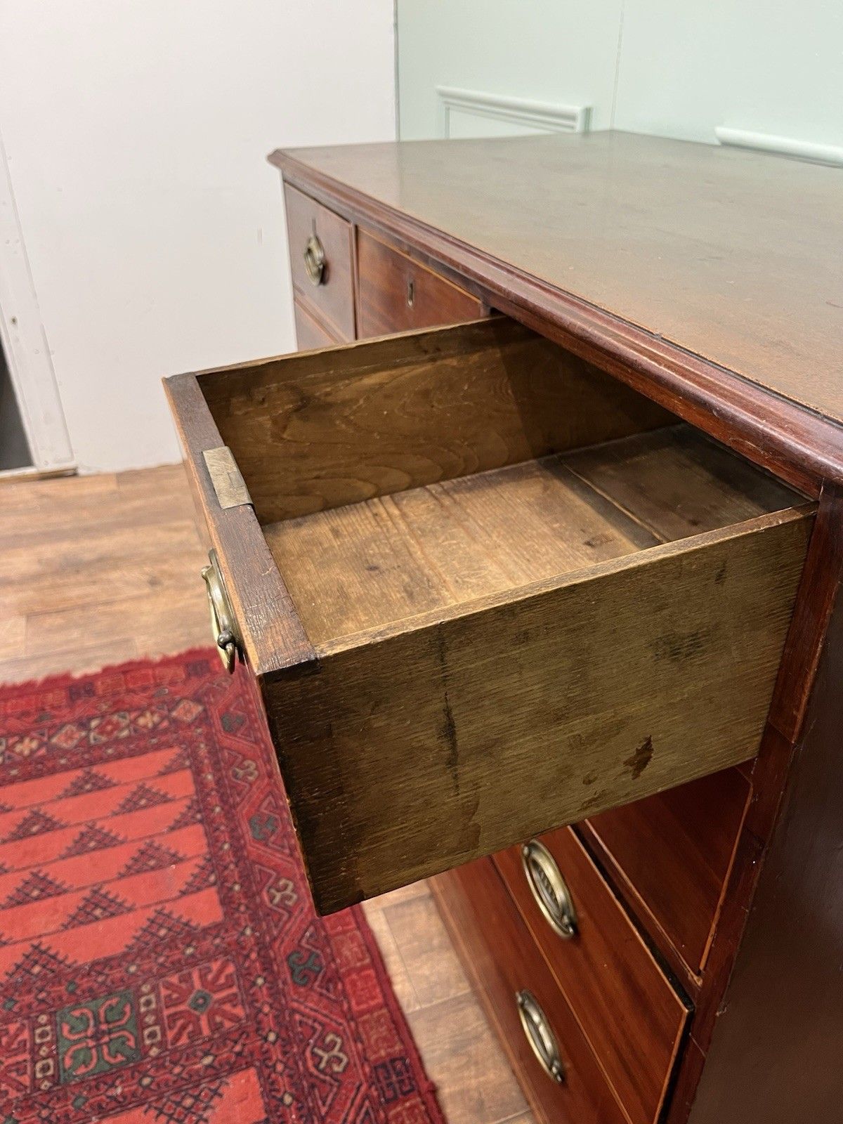 Stunning Antique Georgian Mahogany Graduated Chest Of Drawers photo buy