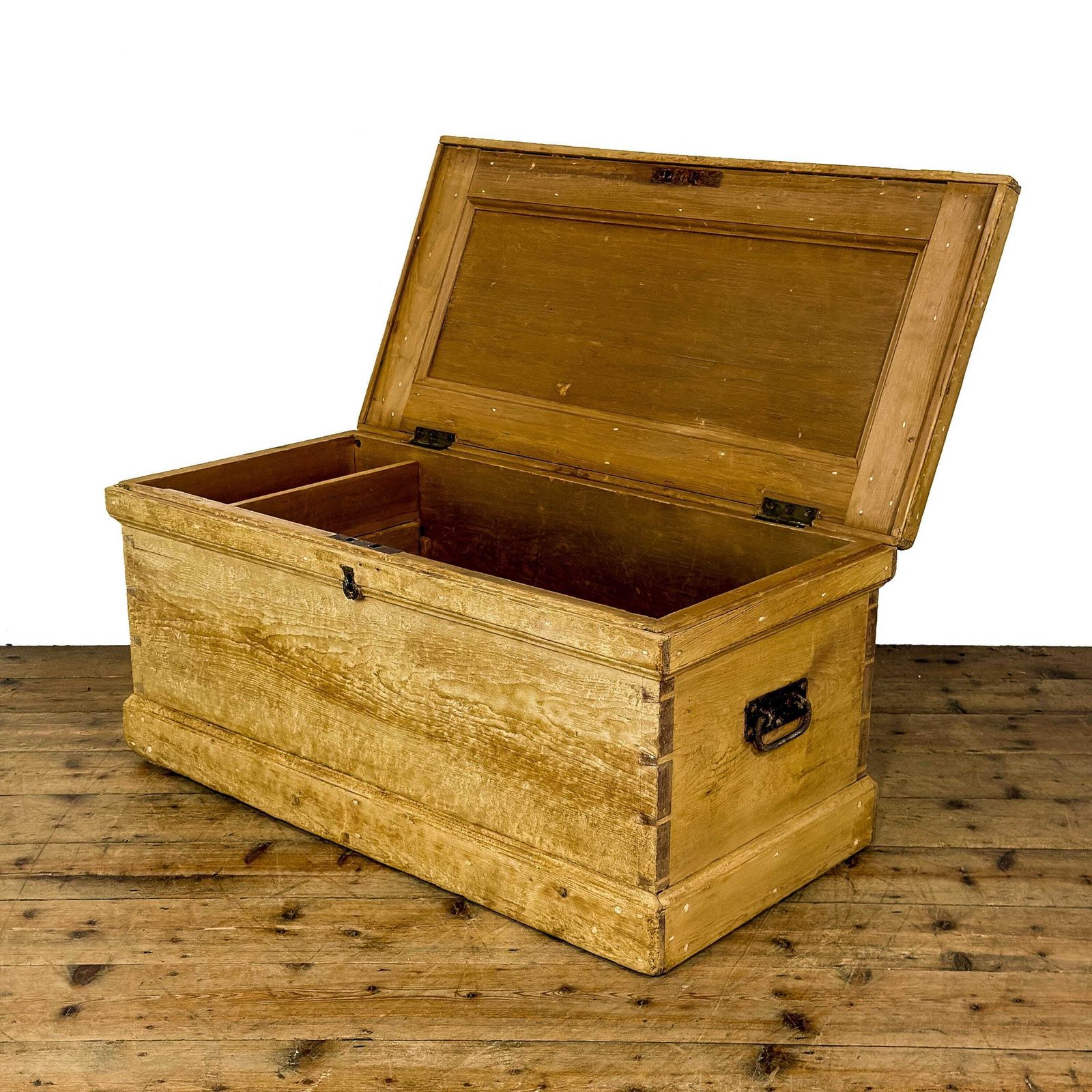 Antique Pine Trunk Blanket Box | Antique Furniture | Antique Trunk | Antique Storage | Pine Trunks | Blanket Box photo 450.0