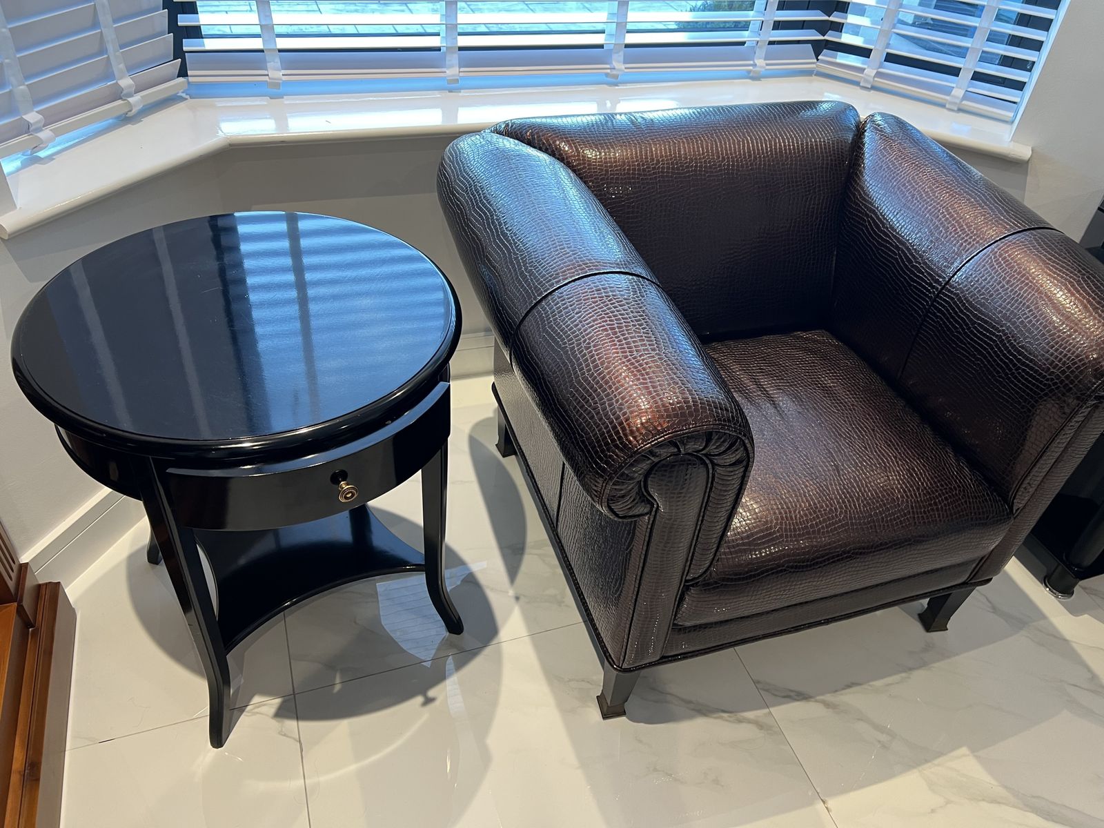 Armchair Leather Chic Produced In Italy, Epoque Collection. Good For Any Room. photo for sale