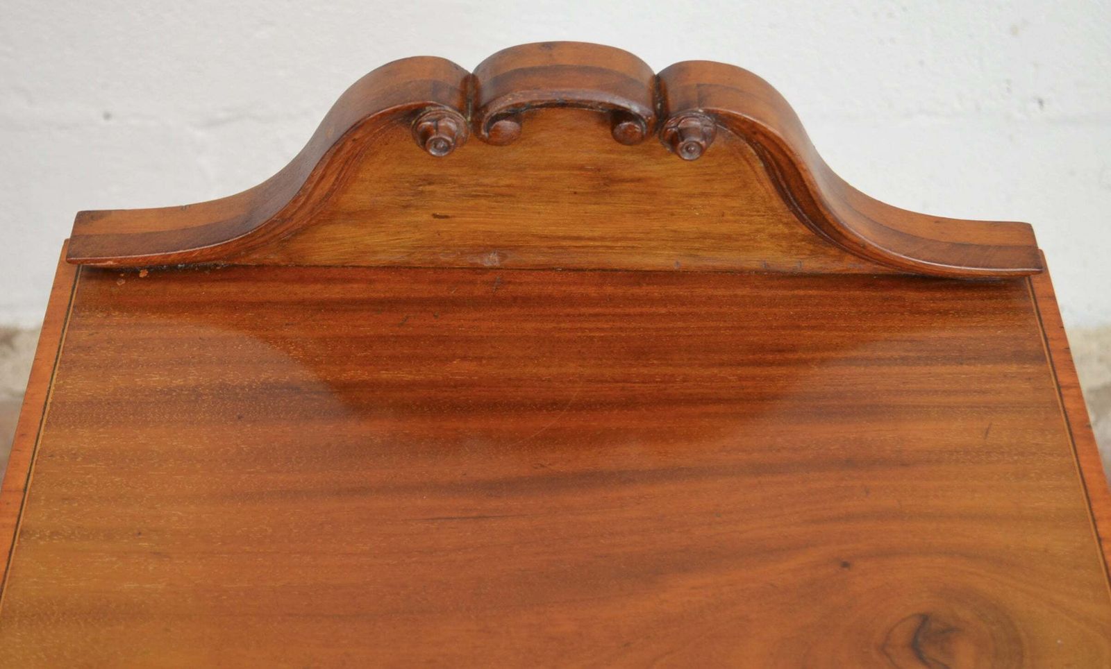 An Edwardian Mahogany & Satinwood Bedside Cabinet photo Furniture