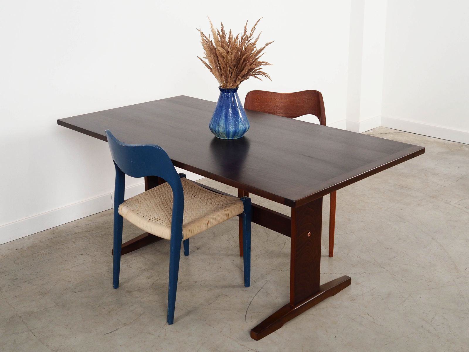 Blauwe Teakhouten Stoel, Deens Design, Jaren 1960, Ontwerper: Niels Otto Møller photo for sale
