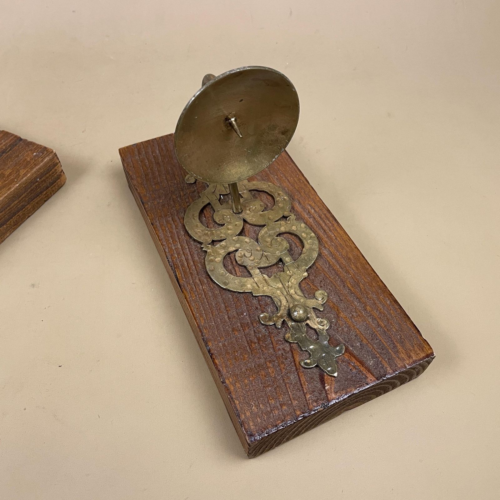 Pair Of 2 Gold Wall Brass Metal Candlestick Candle Stick Holders Ornate Vintage Dinner Candlesticks Patterned Holder Pattern Wood Wooden photo vinterior