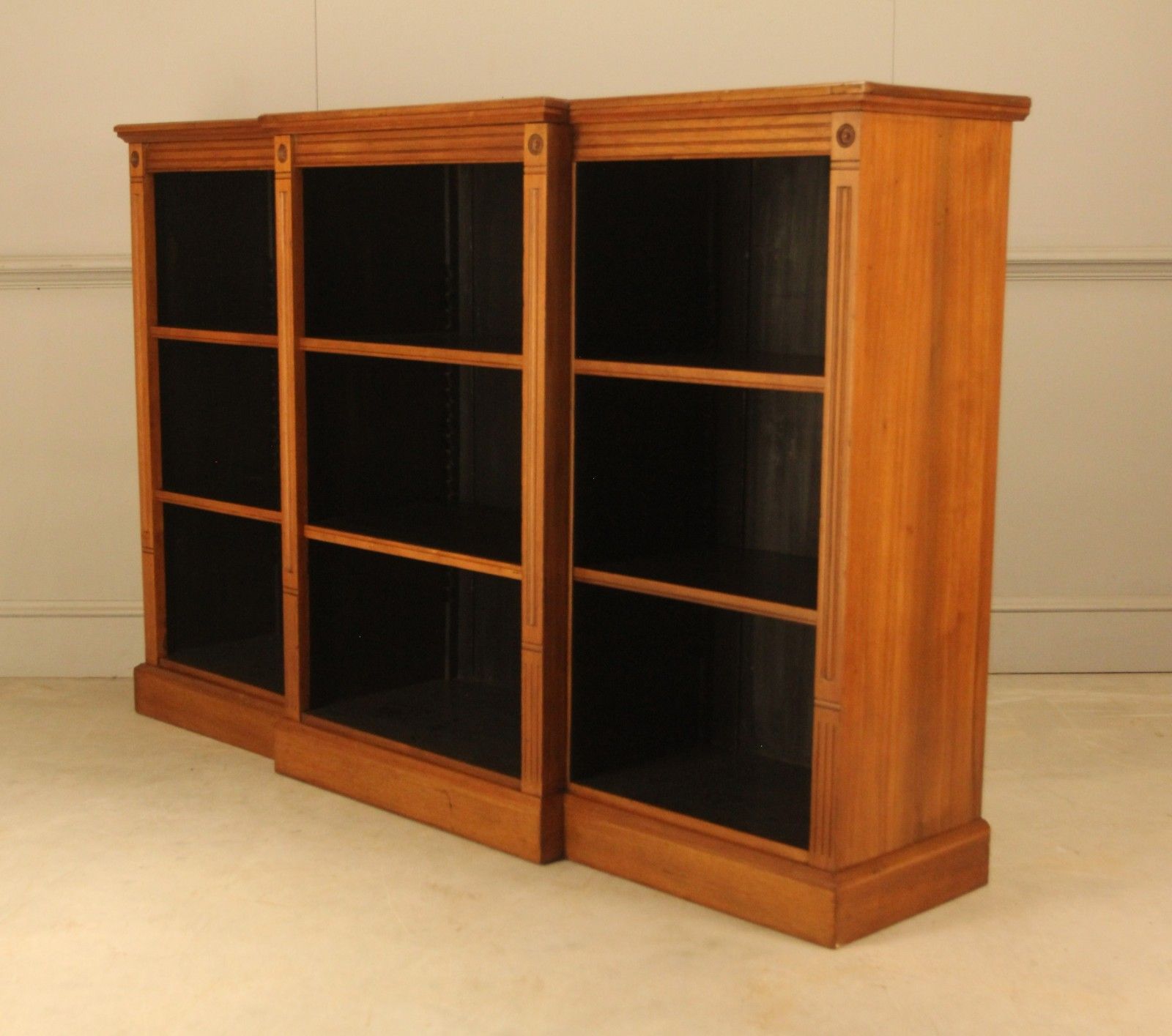 A Fine Pair Of Edwardian Mahogany Breakfront Open Bookcases photo vintage