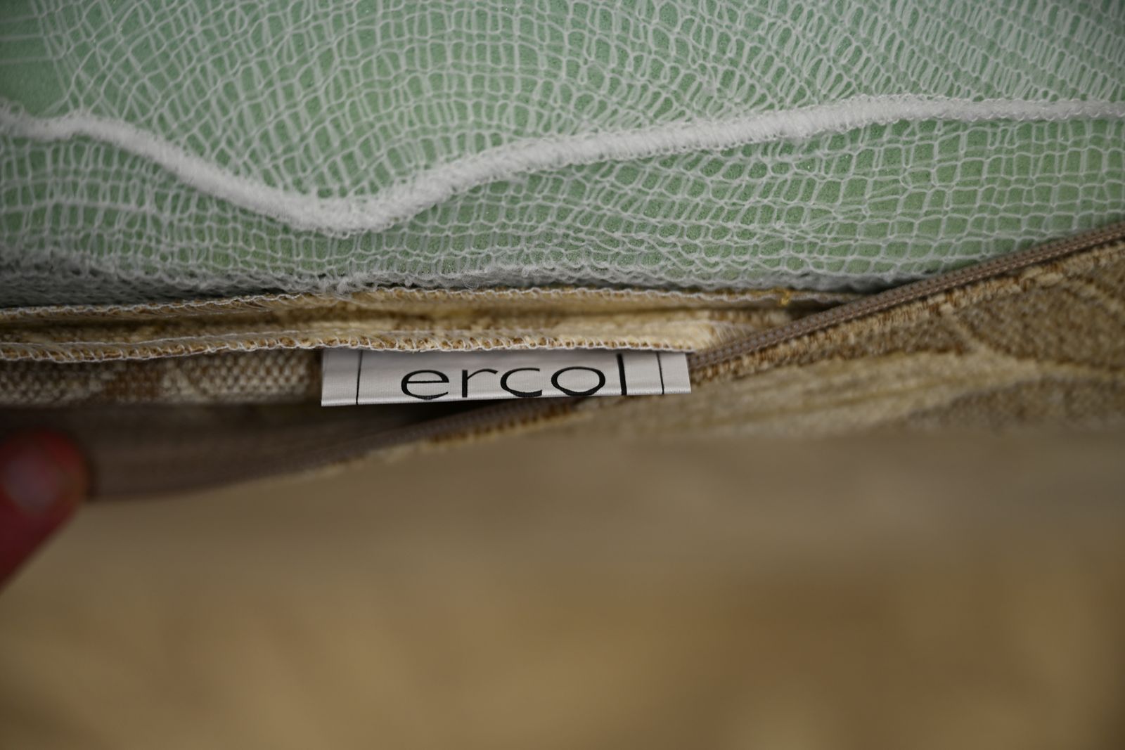 photo vintage Ercol Saville 2str Sofa Ercol's Cleanable Upholstery Light Frame Free Delivery*