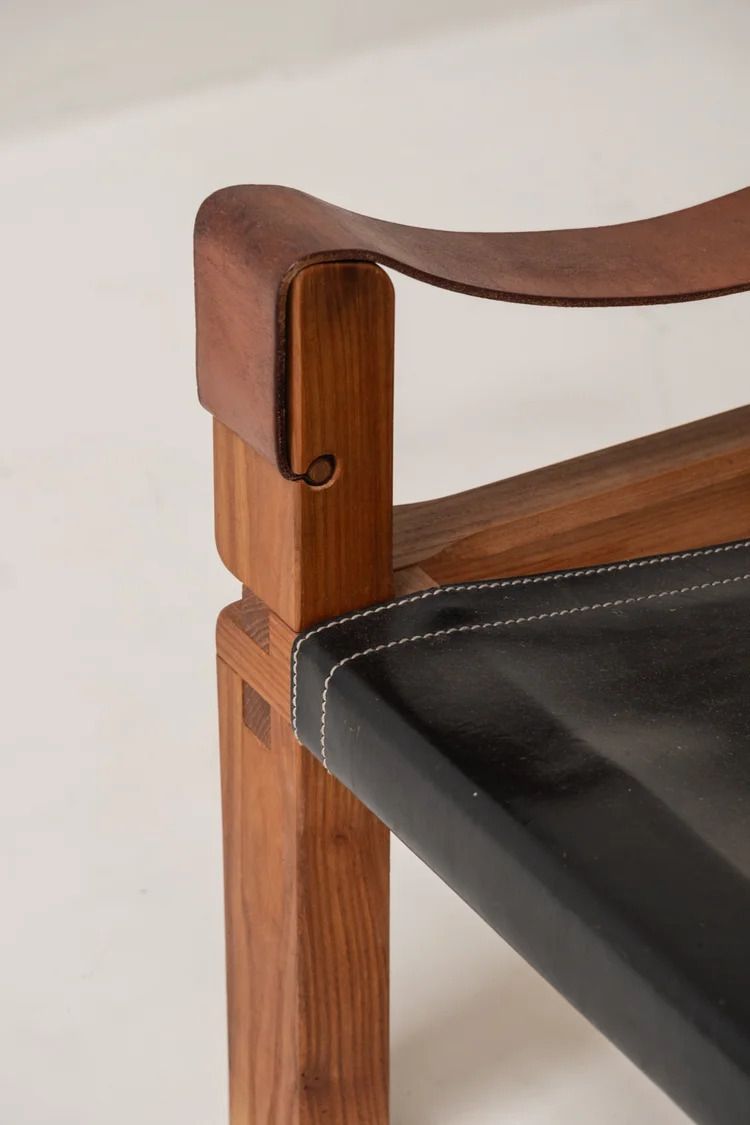 photo furniture Pair Of S10 Sahara Chairs By Pierre Chapo