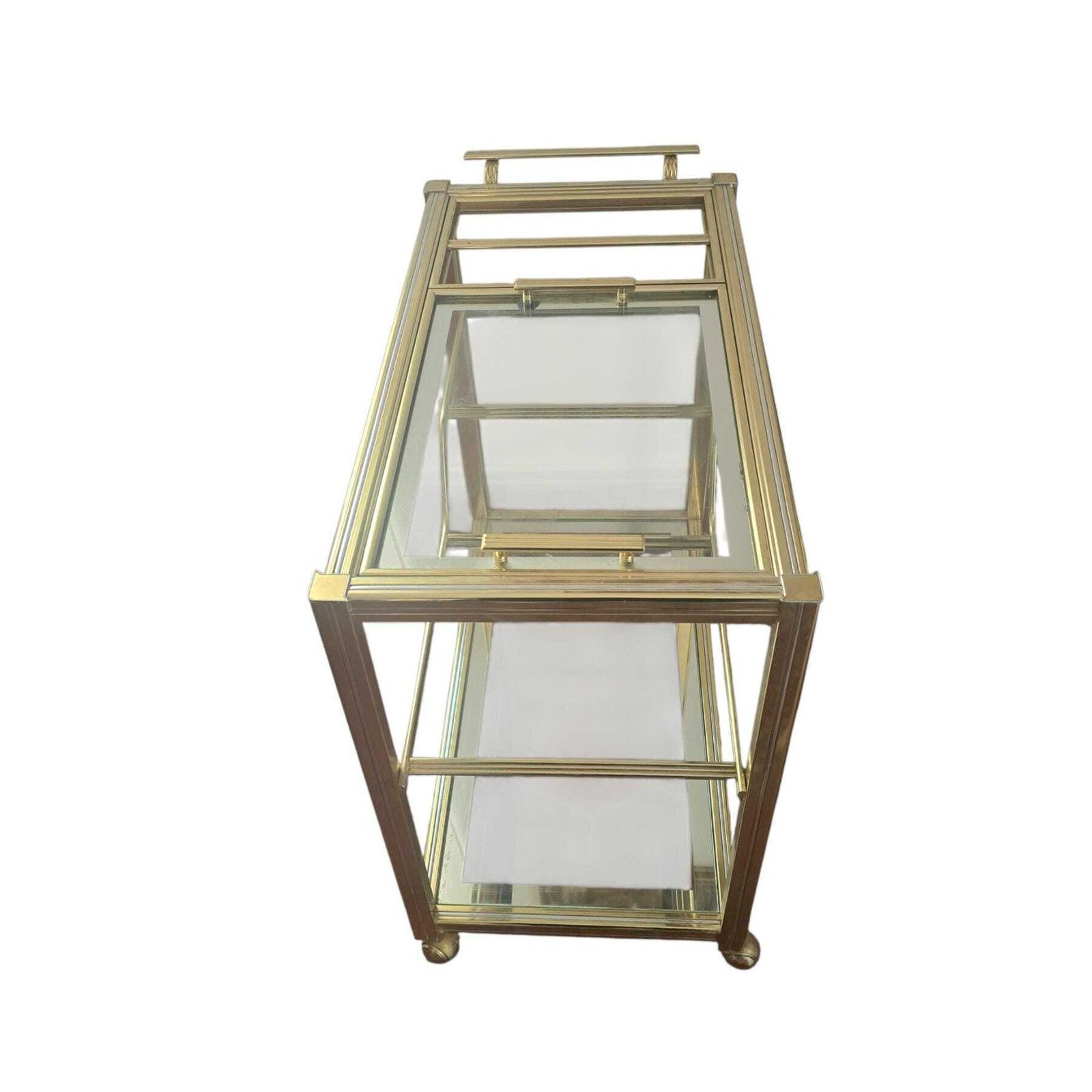 Vintage Hollywood Regency Stijl Trolley Barcart Van Pierre Vandel. Drielaagse Serveerwagen Van Messing En Glas photo for sale