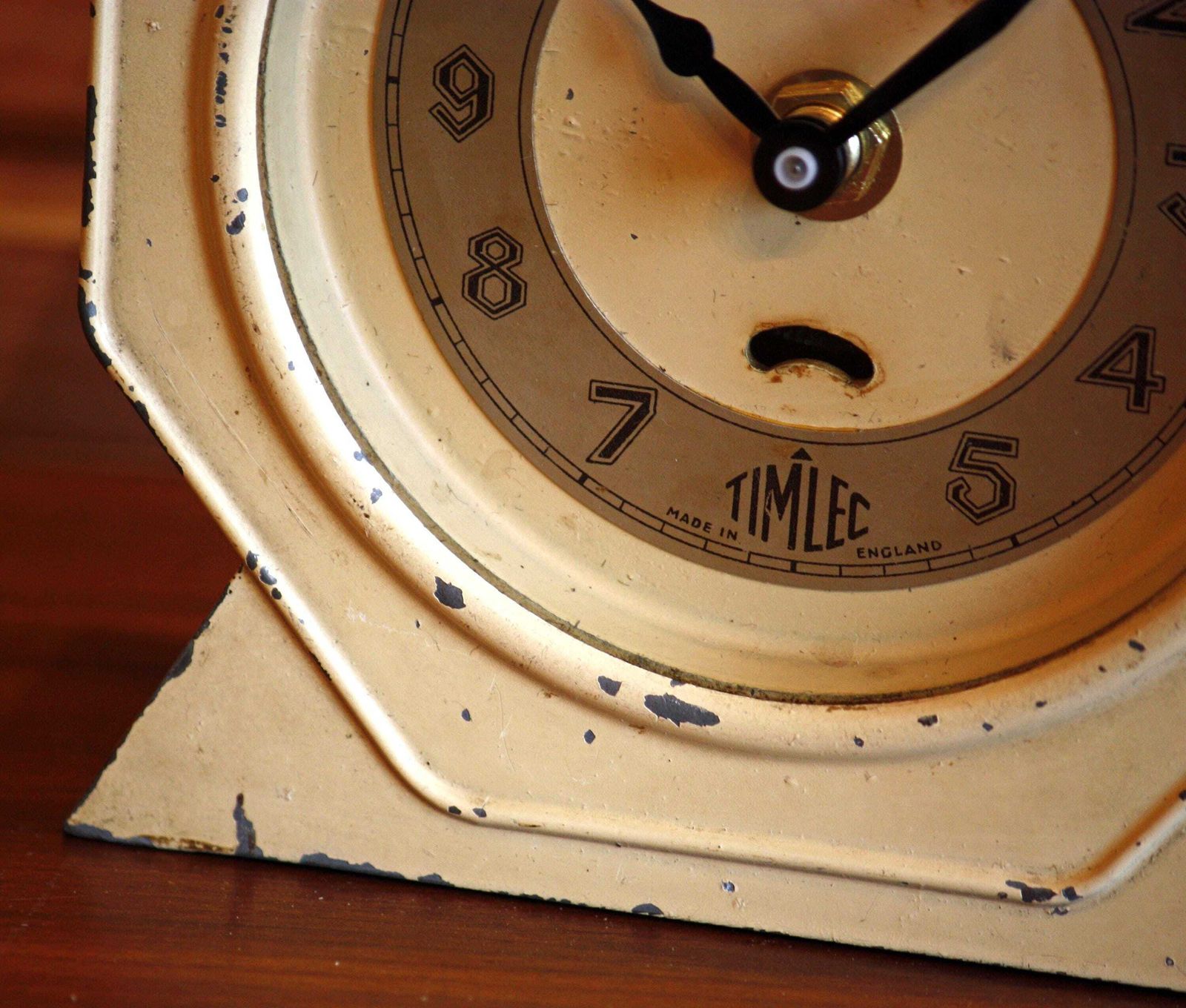Vintage Timlec Mantel Clock   14cm Metal Retro Mid Century 1950s Industrial Desk Clock Off The Wall Clocks photo Home Decor