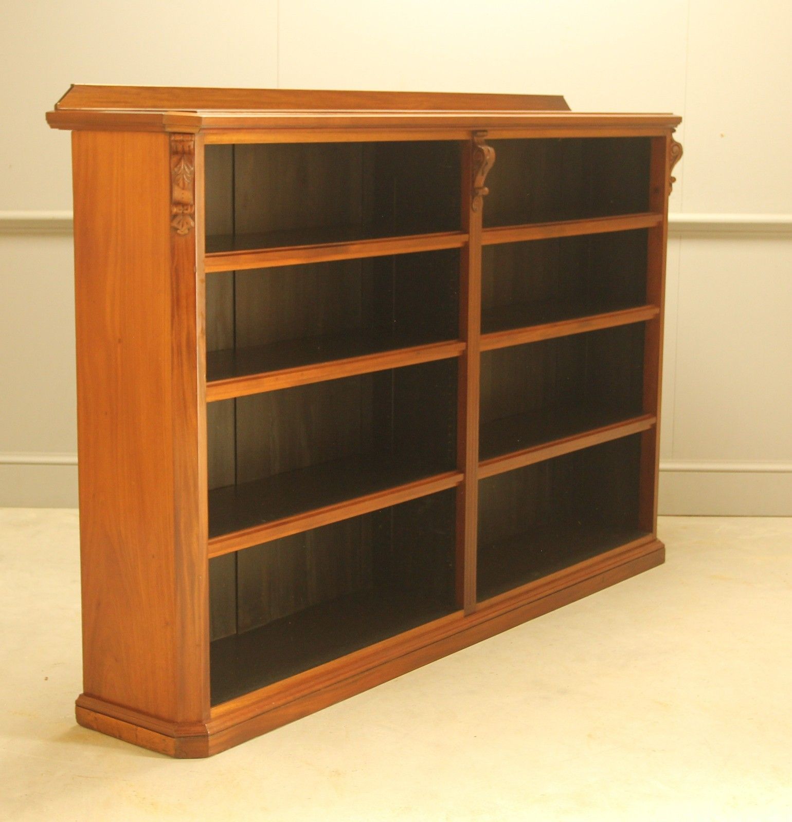A Good Quality Victorian Mahogany Open Bookcase