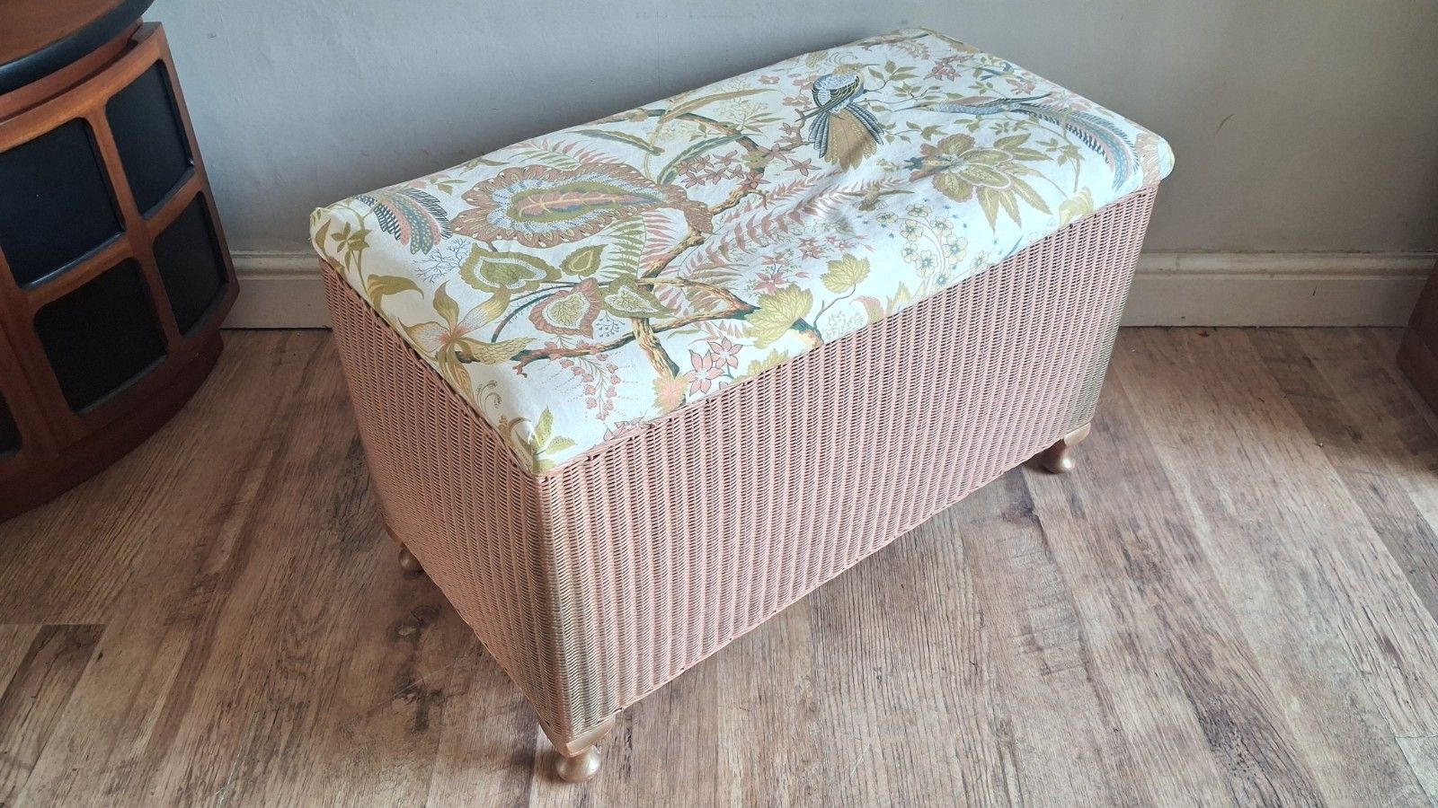 Delightful Original Lloyd Loom 1960's  Mid Century Blanket Box /Ottoman