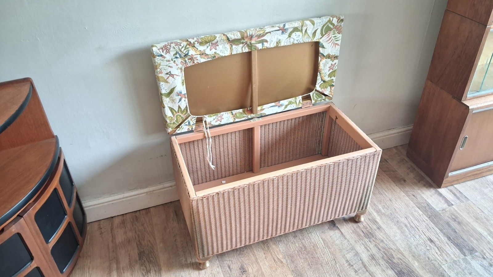 Furniture Delightful Original Lloyd Loom 1960's  Mid Century Blanket Box /Ottoman photo