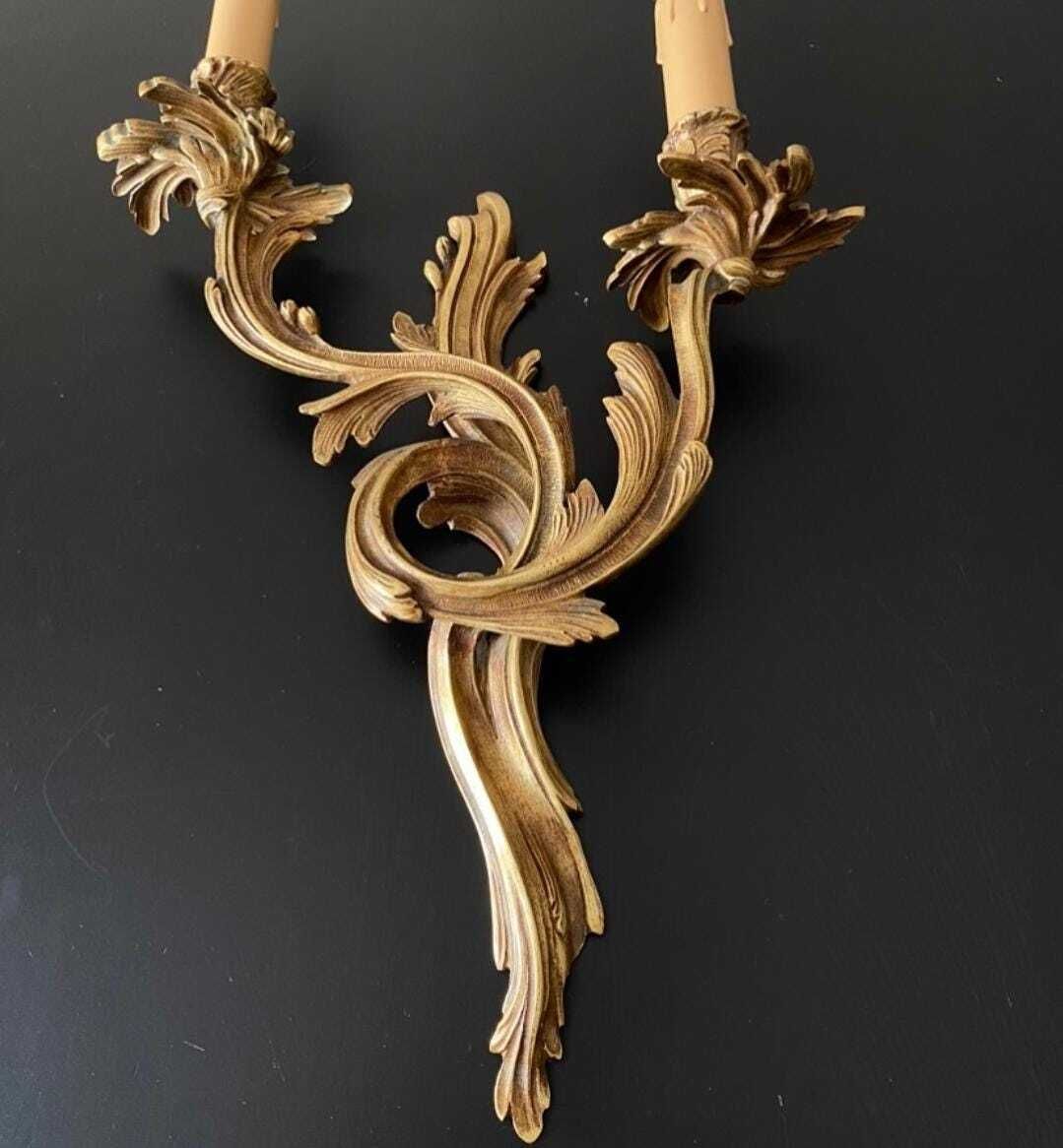Appliques d'époque en bronze, Italie - livraison en franchise de droits de douane pour les États-Unis photo vinterior