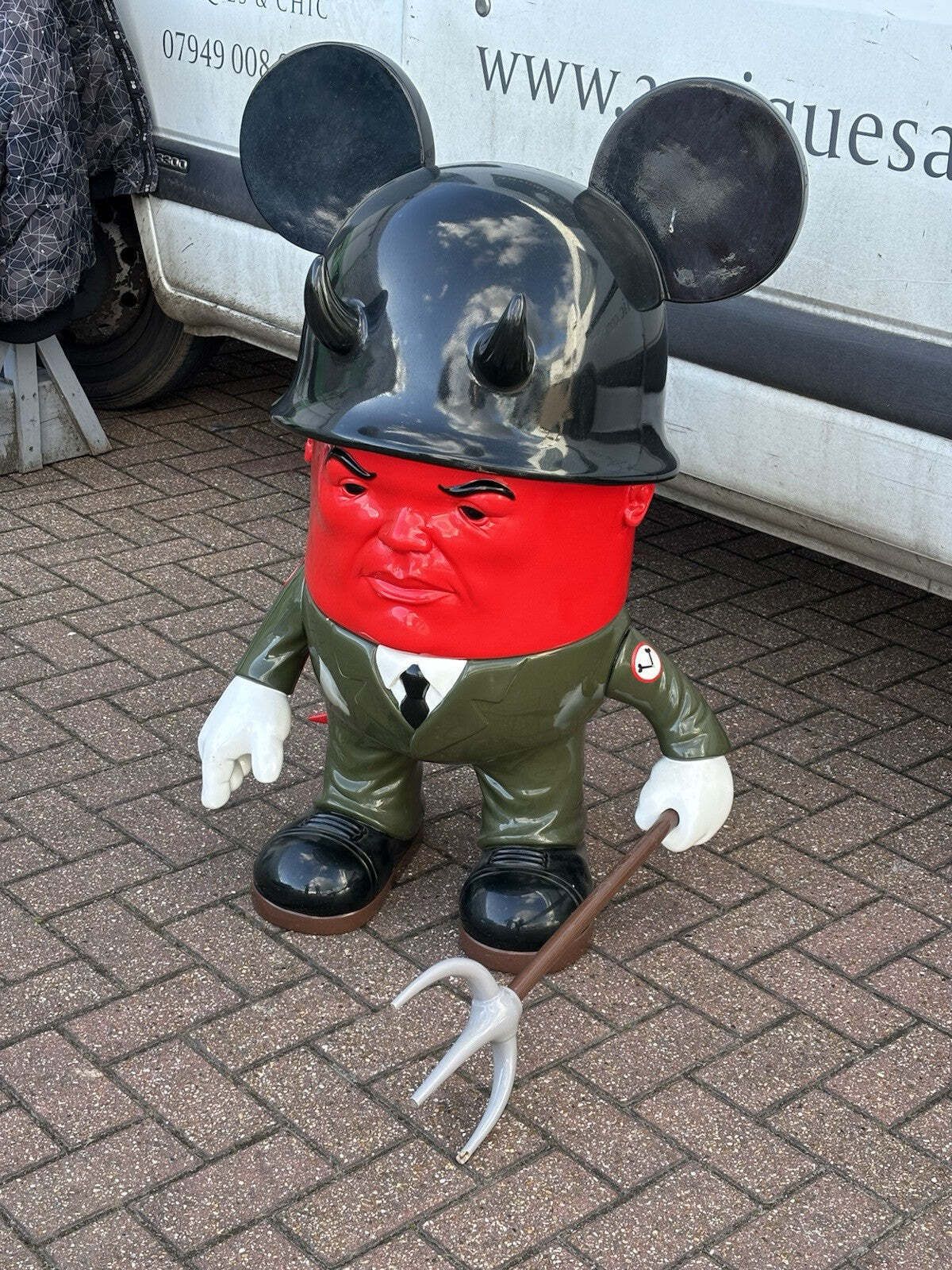 Life Size Luey Original Red, Bob Dob, Limited Edition. Modern Art . photo for sale