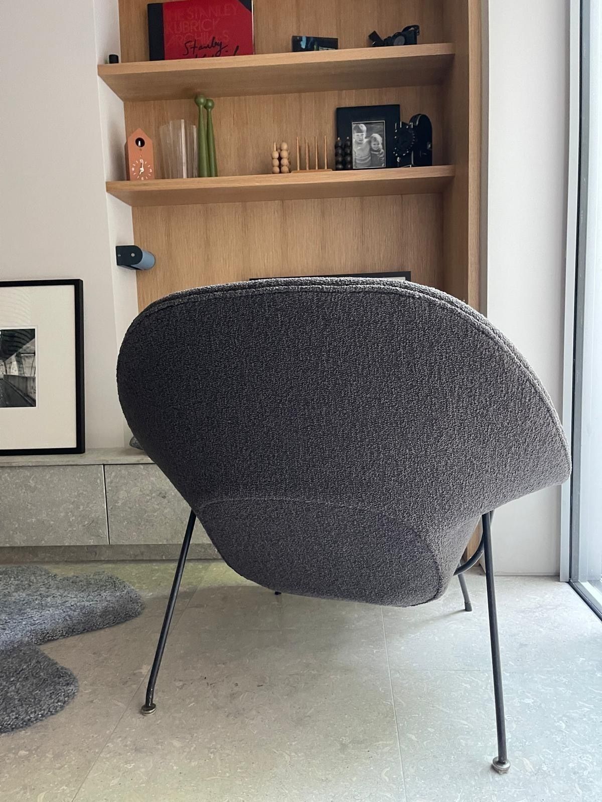 Furniture Aero Saarinen Womb Chair, Mid 20th Century photo