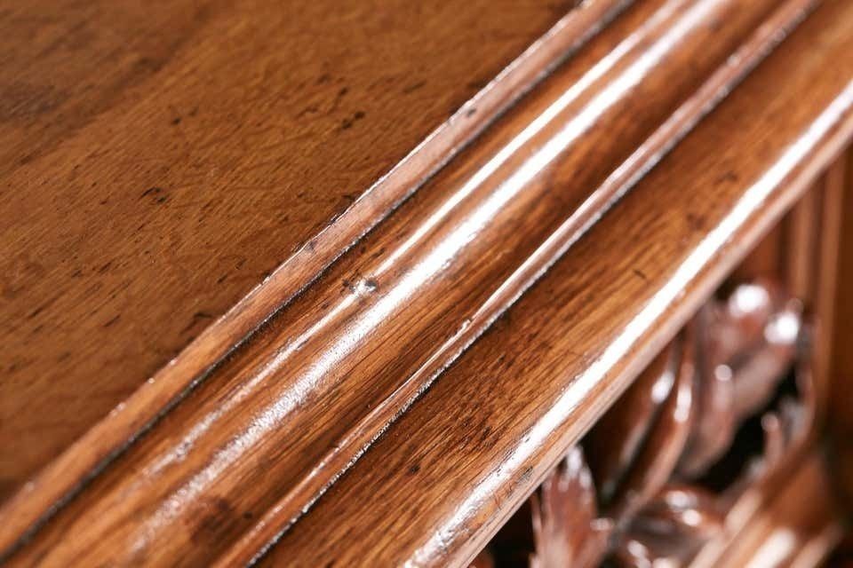 photo vinterior Magnificent Large 19th Century Victorian Antique Carved Oak Mirror Back Sideboar