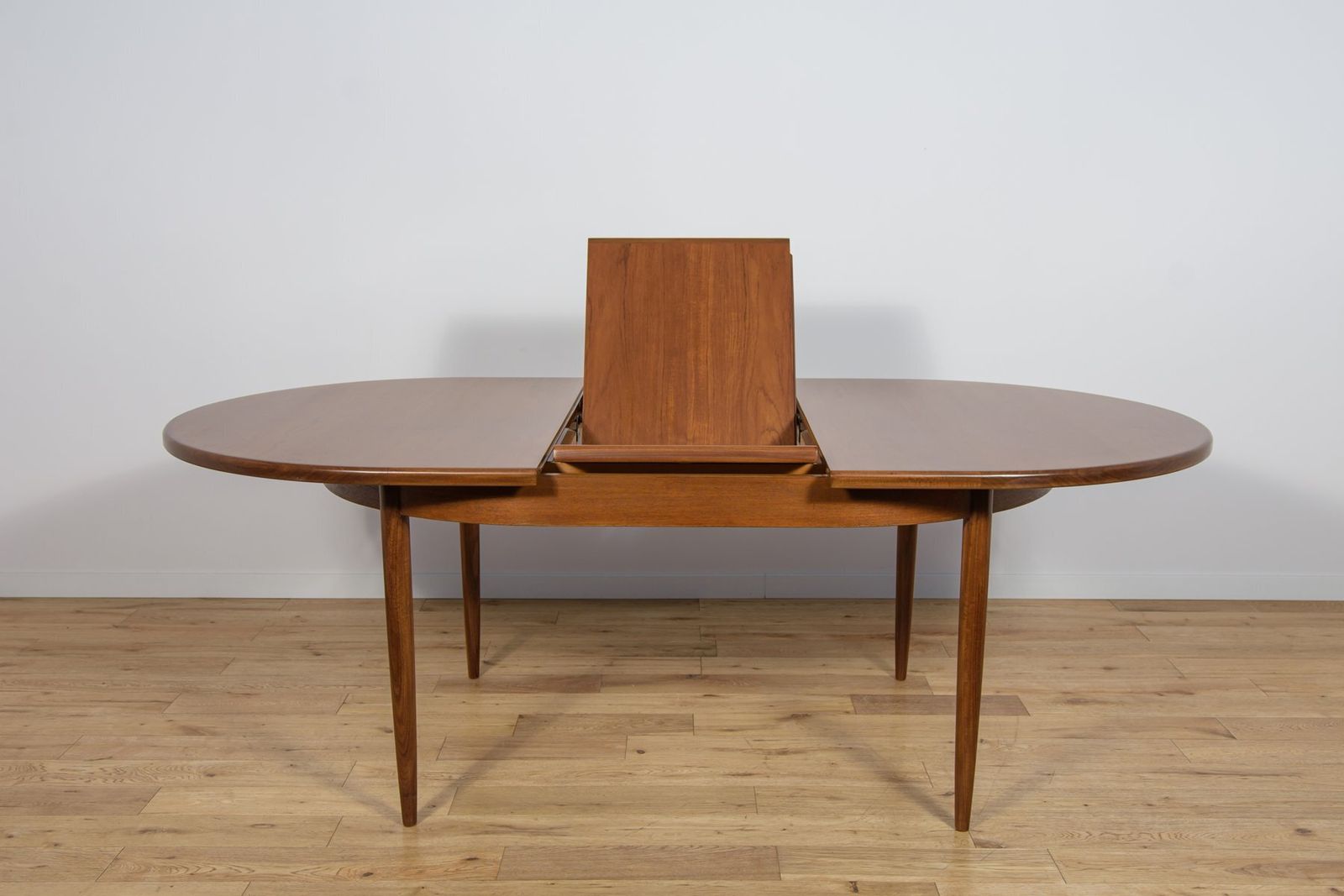 Mid Century Modern Teak Oval Dining Table From G Plan, United Kingdom, 1960s photo vintage