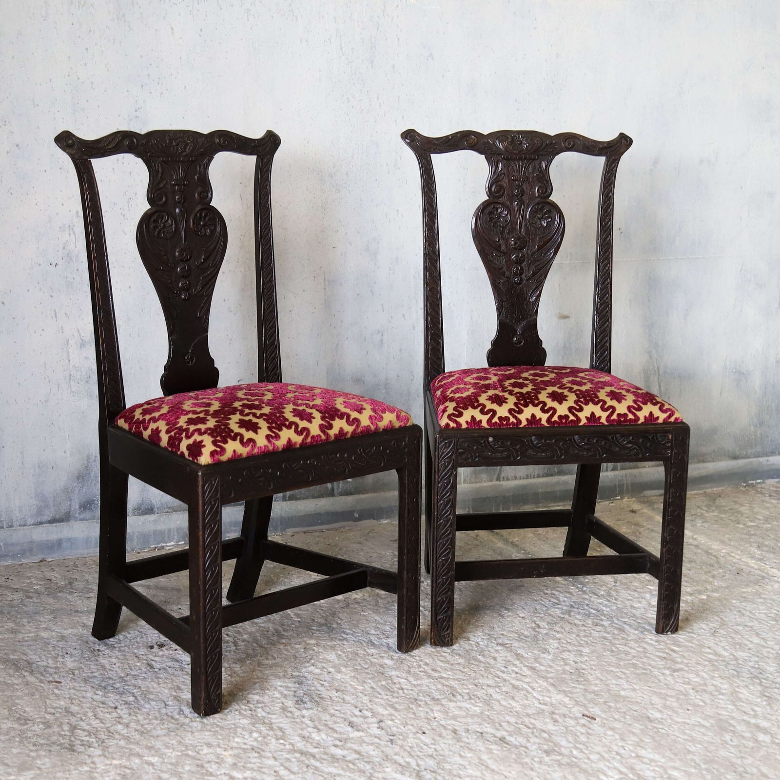Scottish Carved Oak Side Chairs Upholstered In Zoffany Fabric 1780 1810 photo for sale