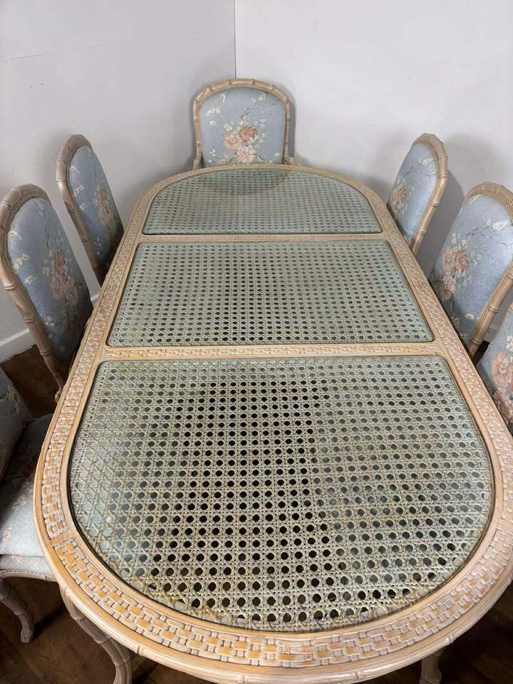 photo vinterior Eastern Influenced Bamboo Style Dining Suite