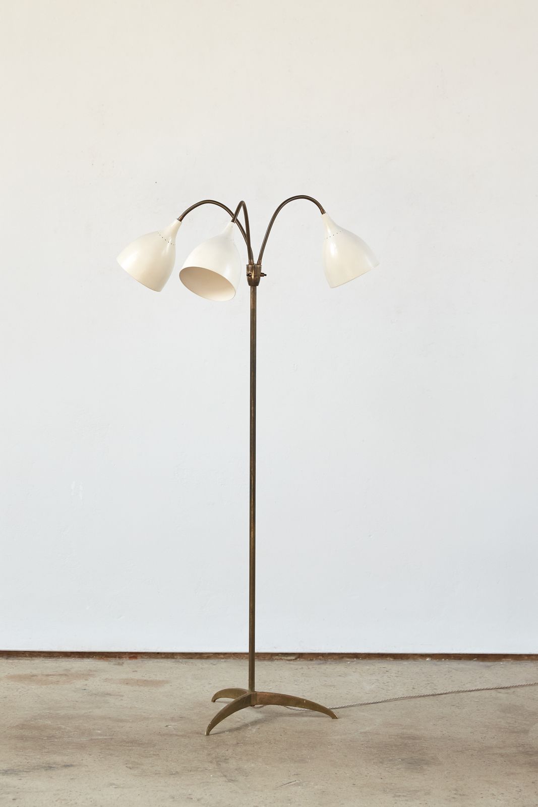 Triple Shade 1950's Italian Brass And Aluminium Stilnovo Floor Light photo vinterior