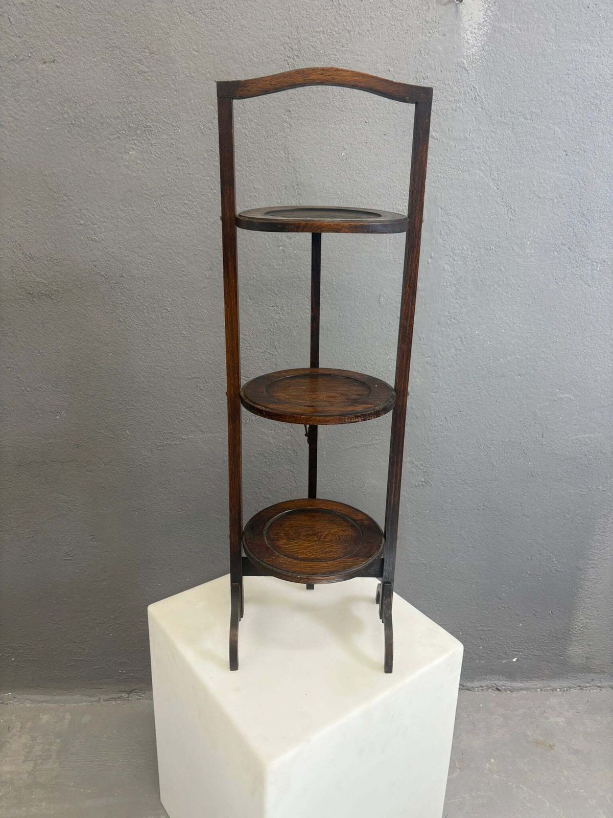 photo furniture Vintage 3 Tier Cake Stand Dark Wood Serving Stand 1920s Europe
