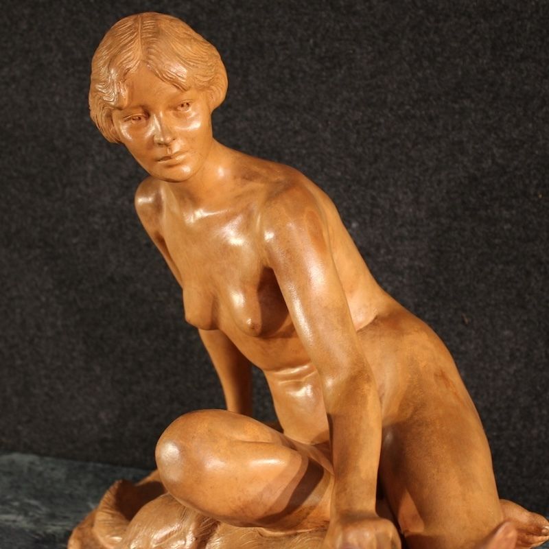 Sculpture Art déco française en terre cuite, XXe siècle photo buy