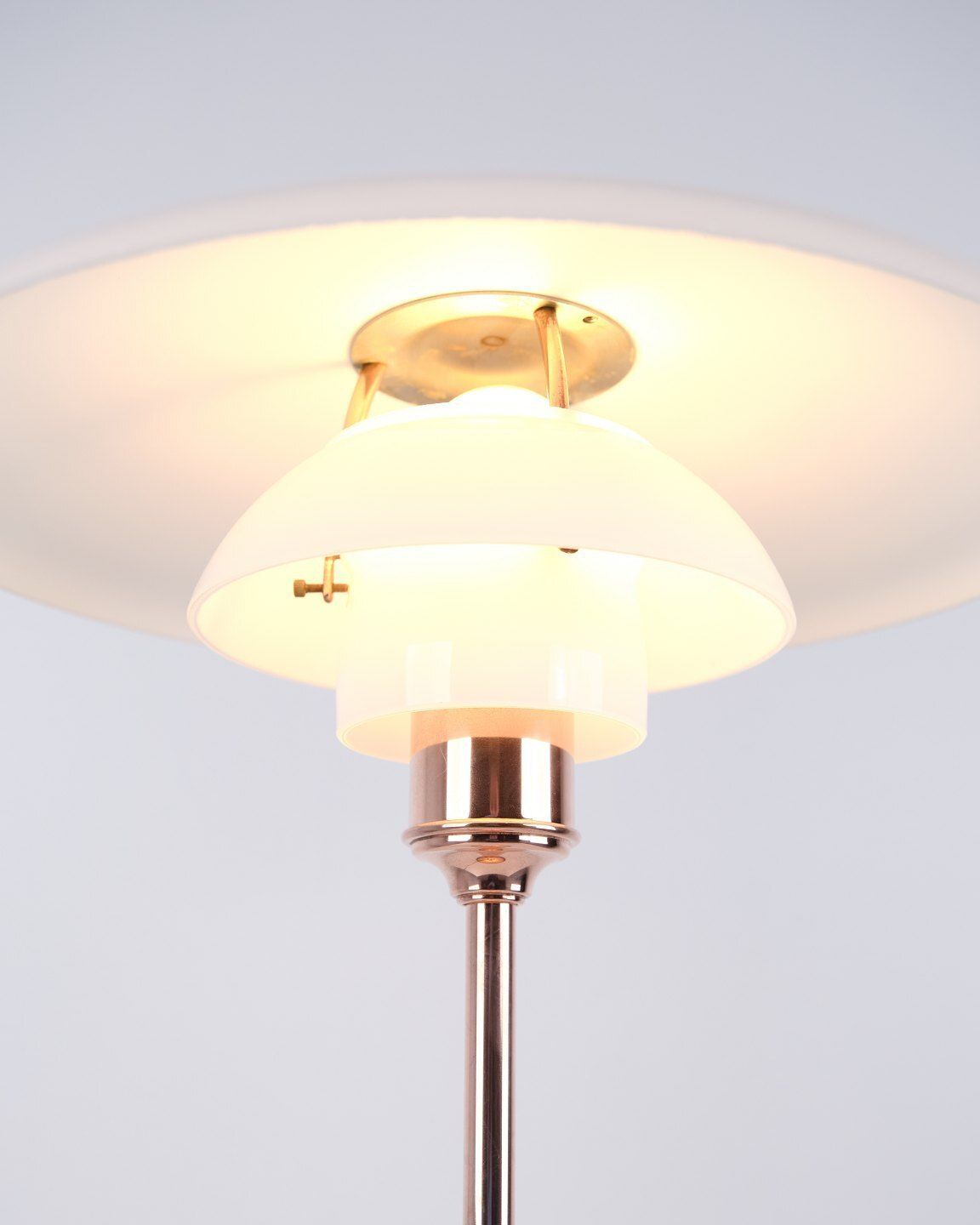 Poul Henningsen Table Lamp Model Ph 3½ 2½ Limited Edition In Copper And White Opal Glass For Louis Poulsen photo vinterior