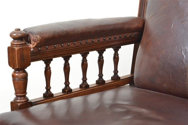 1750.0 Antique Pair Of English Walnut Leather Armchairs 19th C photo