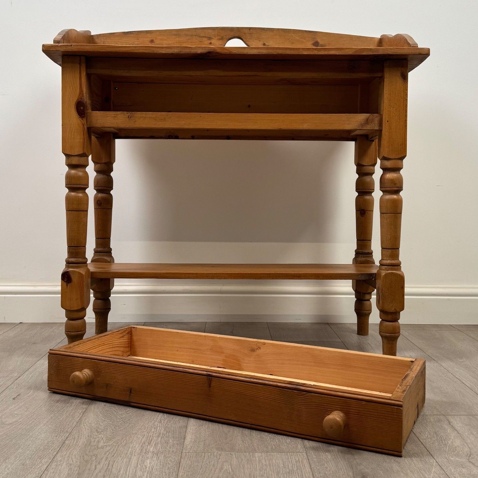 photo for sale Vintage 20th Century Good Quality Washstand In Pine ( Af 5523 )